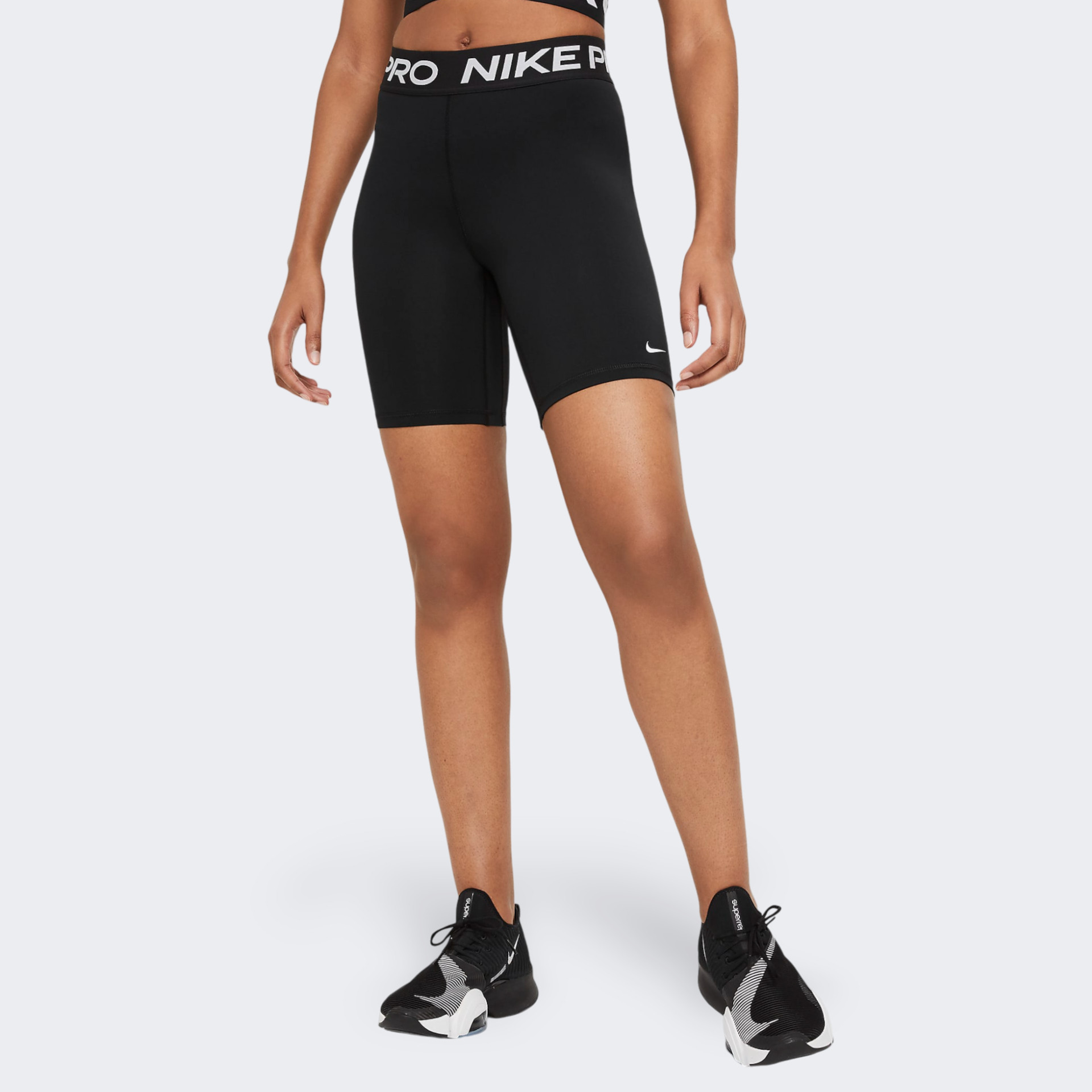 Шорти Nike W NP 365 SHORT 8IN CZ9840-010