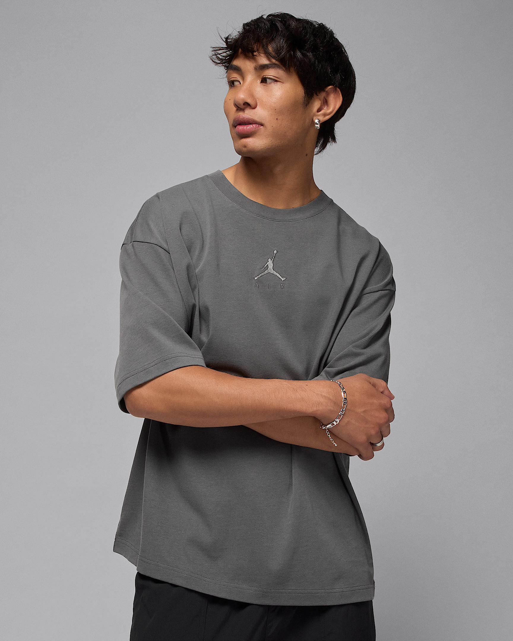 Футболка чоловіча Air Jordan Ovsz Ss Crew Grey IB7345-068 IB7345-068