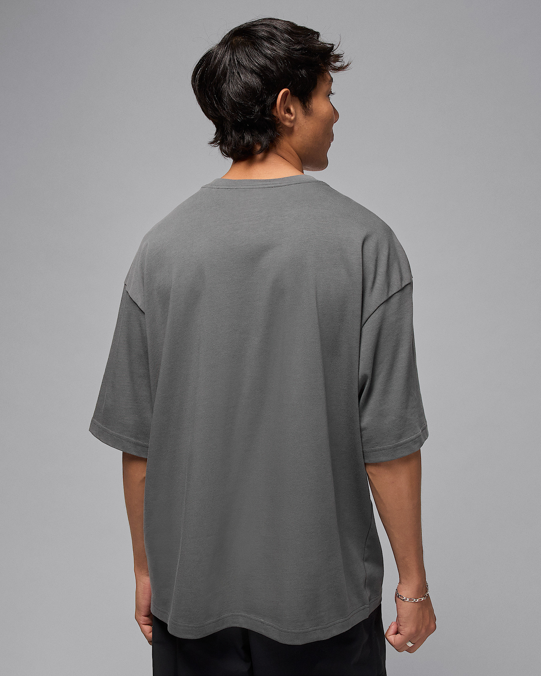 Футболка чоловіча Air Jordan Ovsz Ss Crew Grey IB7345-068 IB7345-068