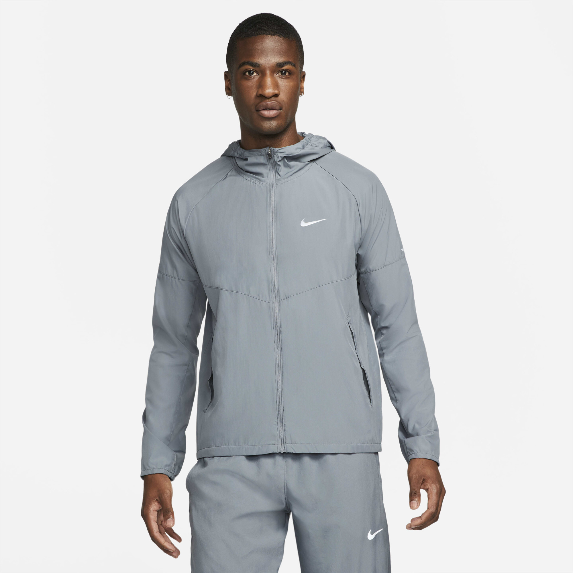 Вітровка чоловіча Nike Repel Miler Green DD4746-084