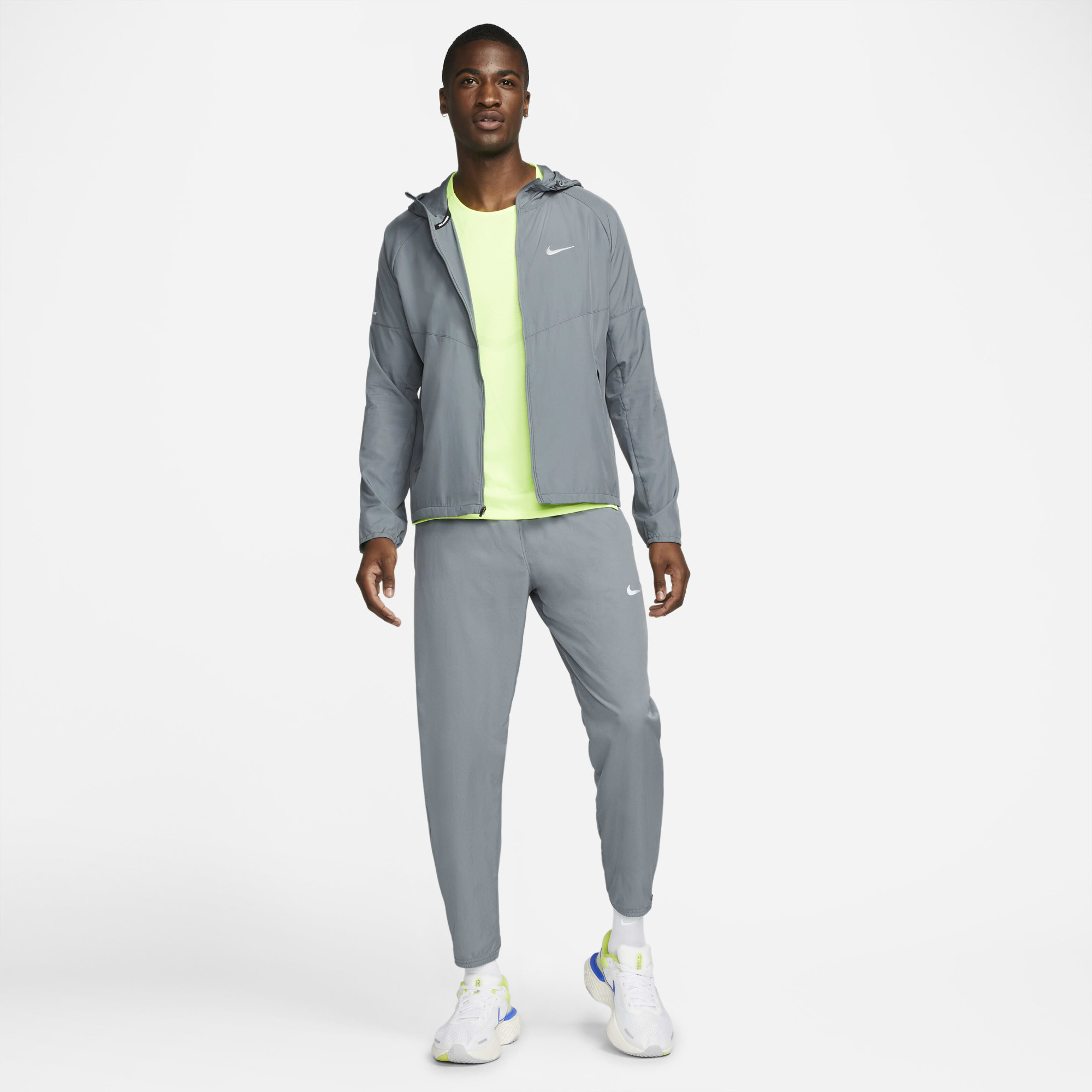 Вітровка чоловіча Nike Repel Miler Green DD4746-084