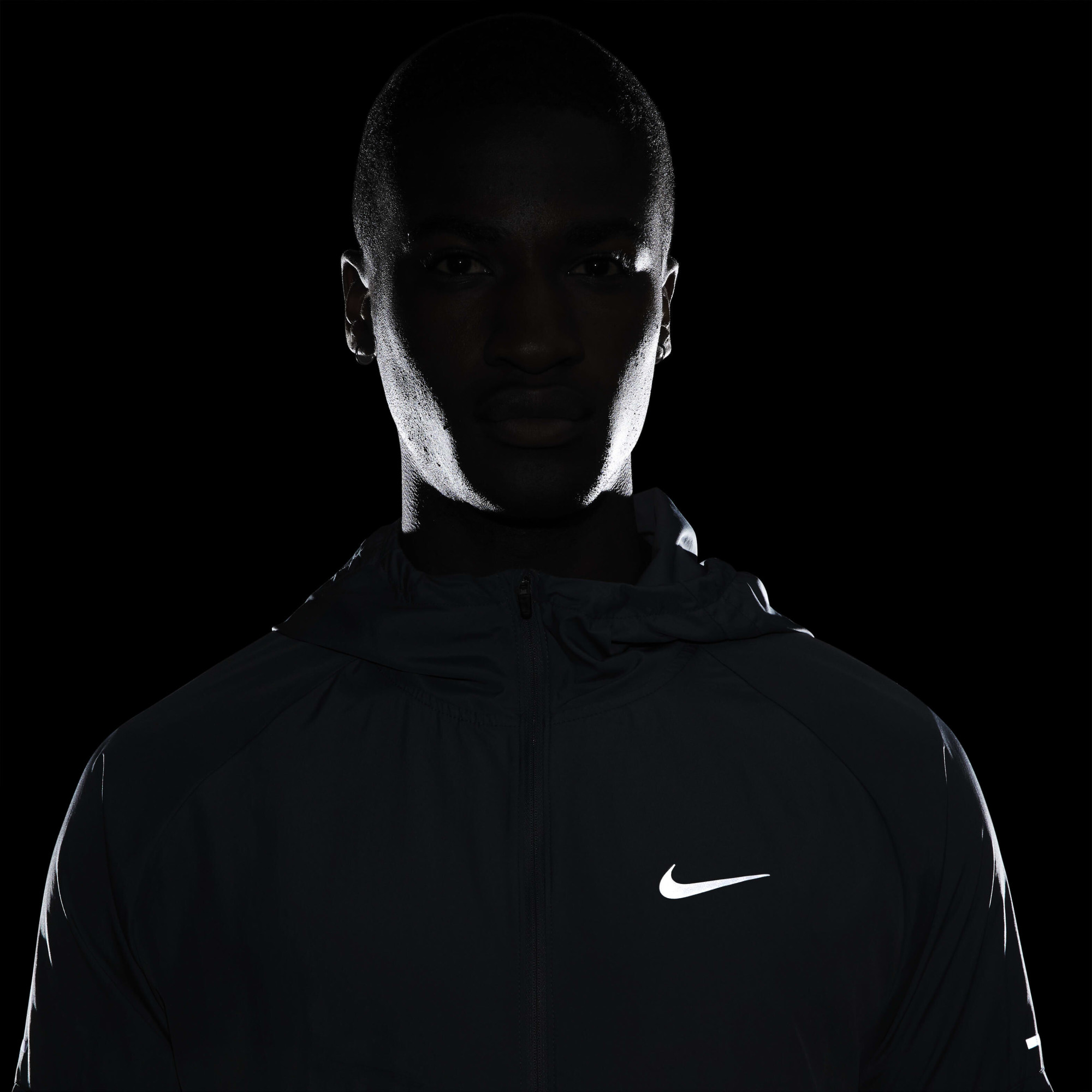 Вітровка чоловіча Nike Repel Miler Green DD4746-084
