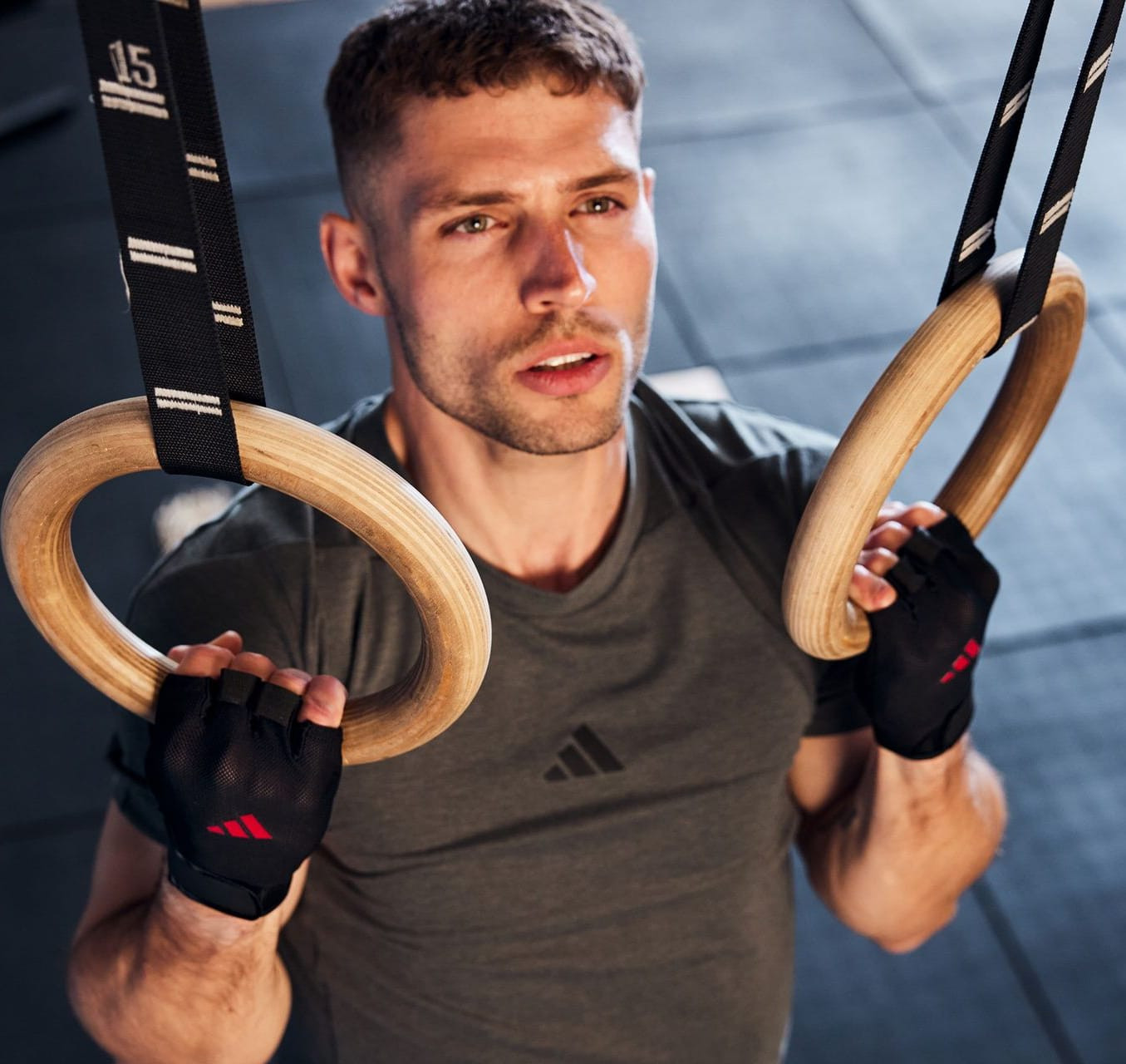 Рукавиці для тренінгу Adidas Essential Training Gloves чорний, червоний Чол L ADGB-15003RD