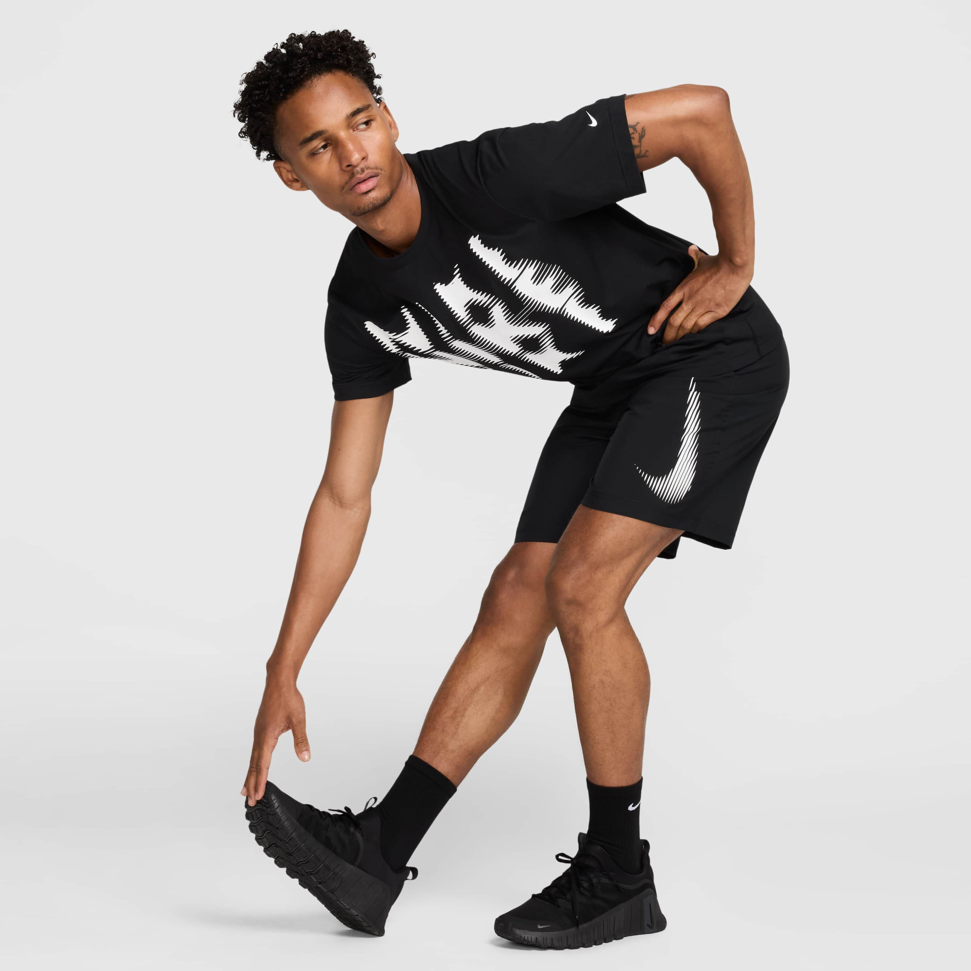 Шорти Nike Form Men's Dri-FIT HJ4045-010