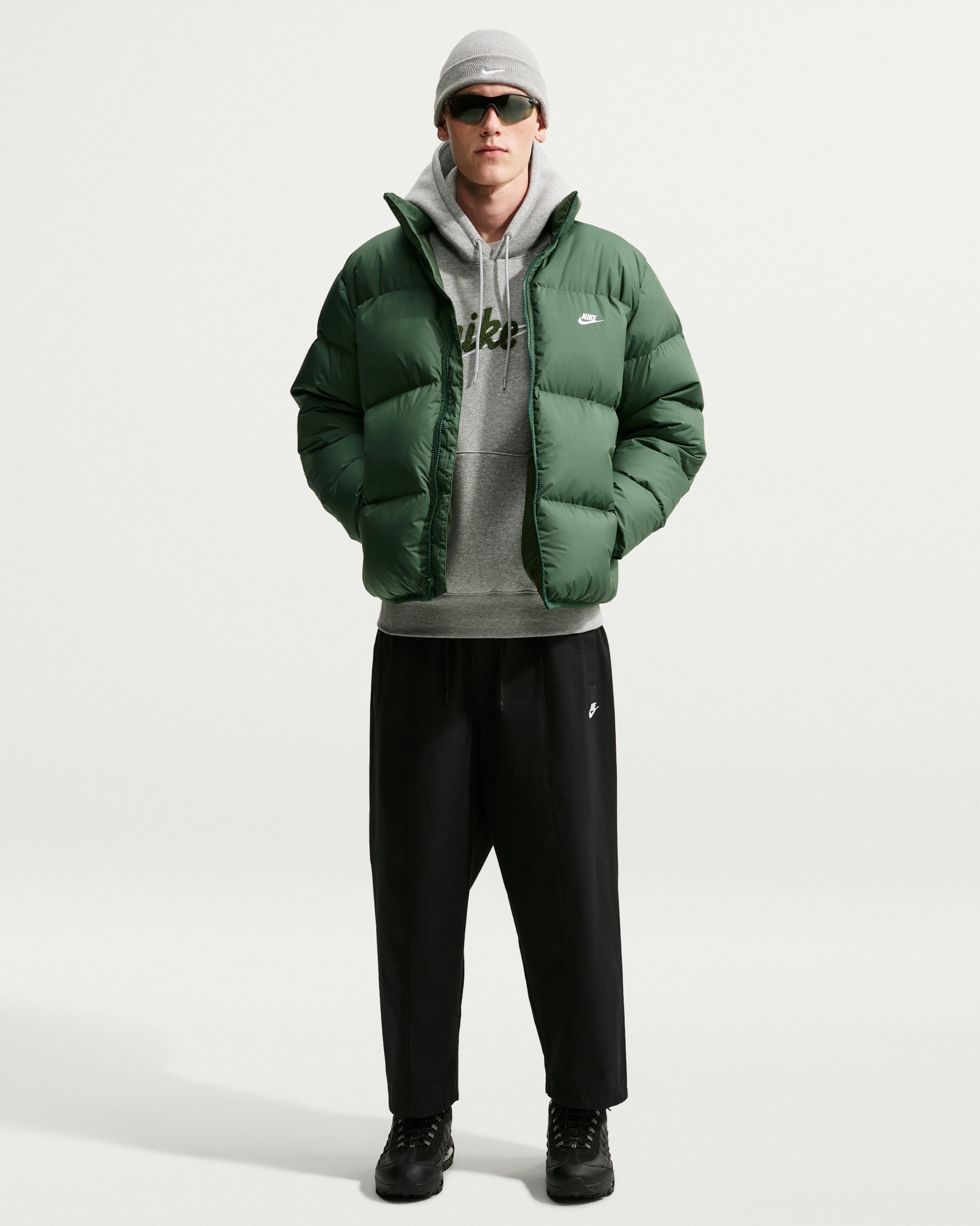 Куртка Nike M TF CLUB PUFFER JACKET 650 IB2975-323