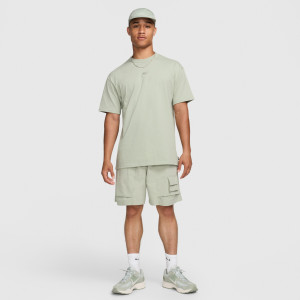 Футболка чоловіча Nike Nsw Prem Essntl Sust Tee Green DO7392-370