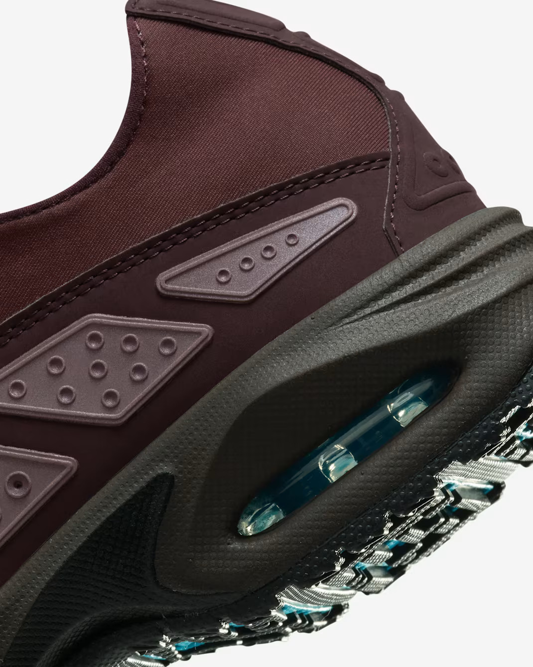 Кросівки чоловічі Nike Air Max Sunder Brown HQ4189-600