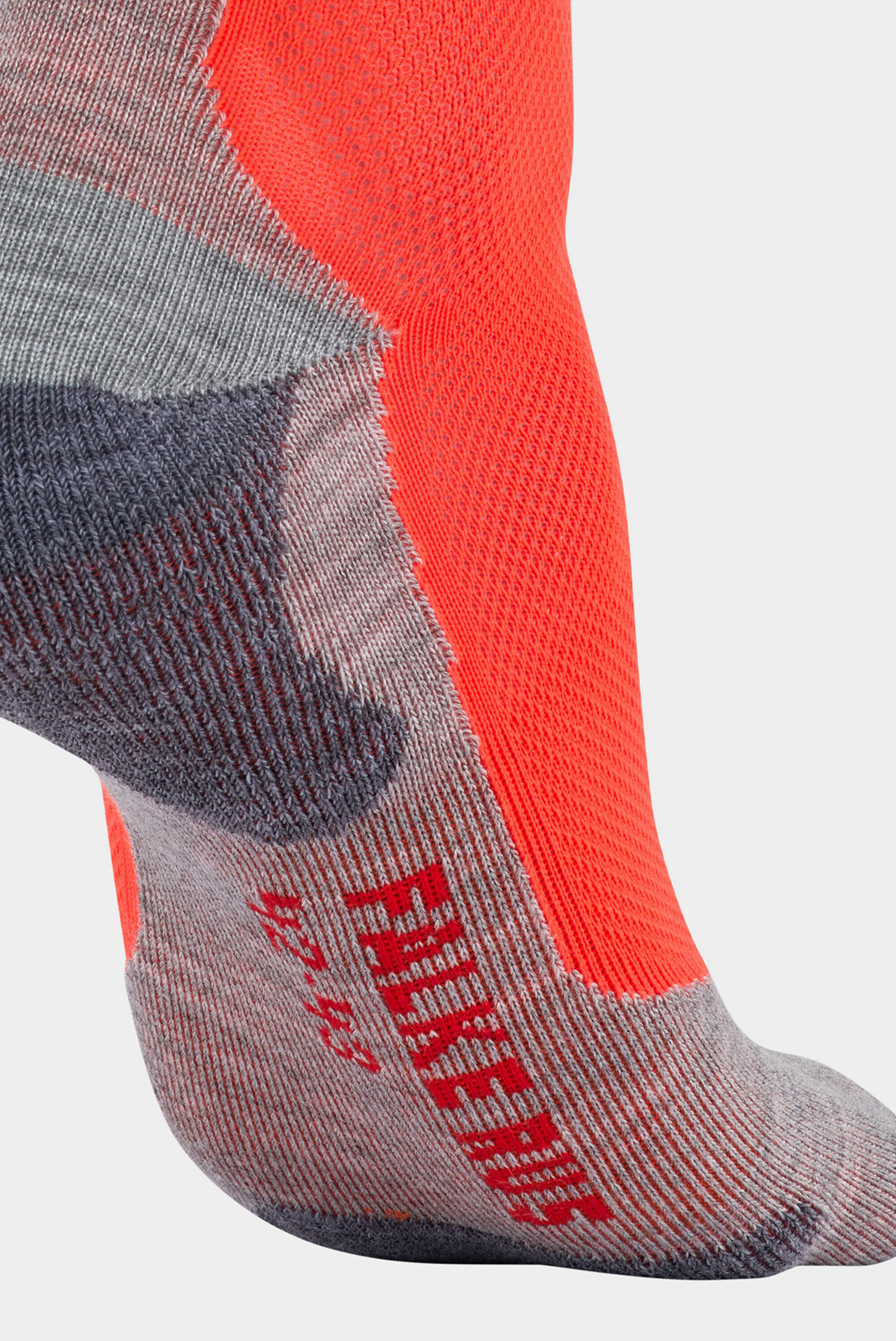 Шкарпетки (біг) Falke ESS RU5 RACE SHORT 16729-8584