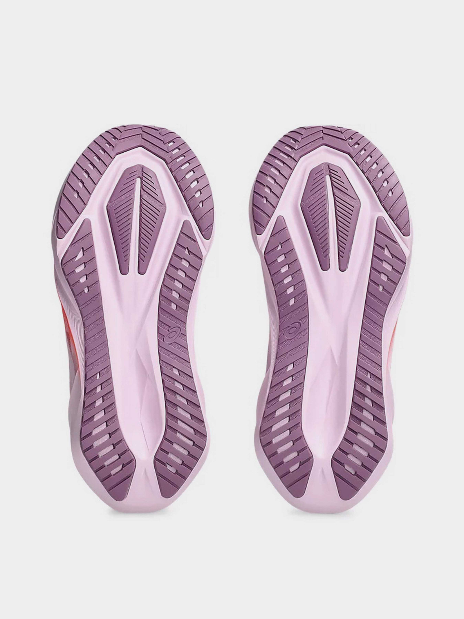 Кросівки жіночі Asics NOVABLAST 5 1012B765-101 1012B765-101