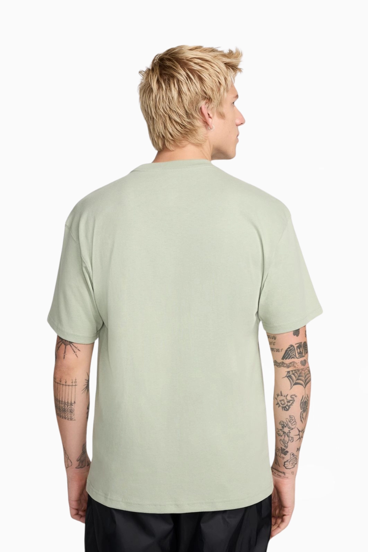 Футболка чоловіча Nike Sportswear Max90 Tee Olive FZ5392-370