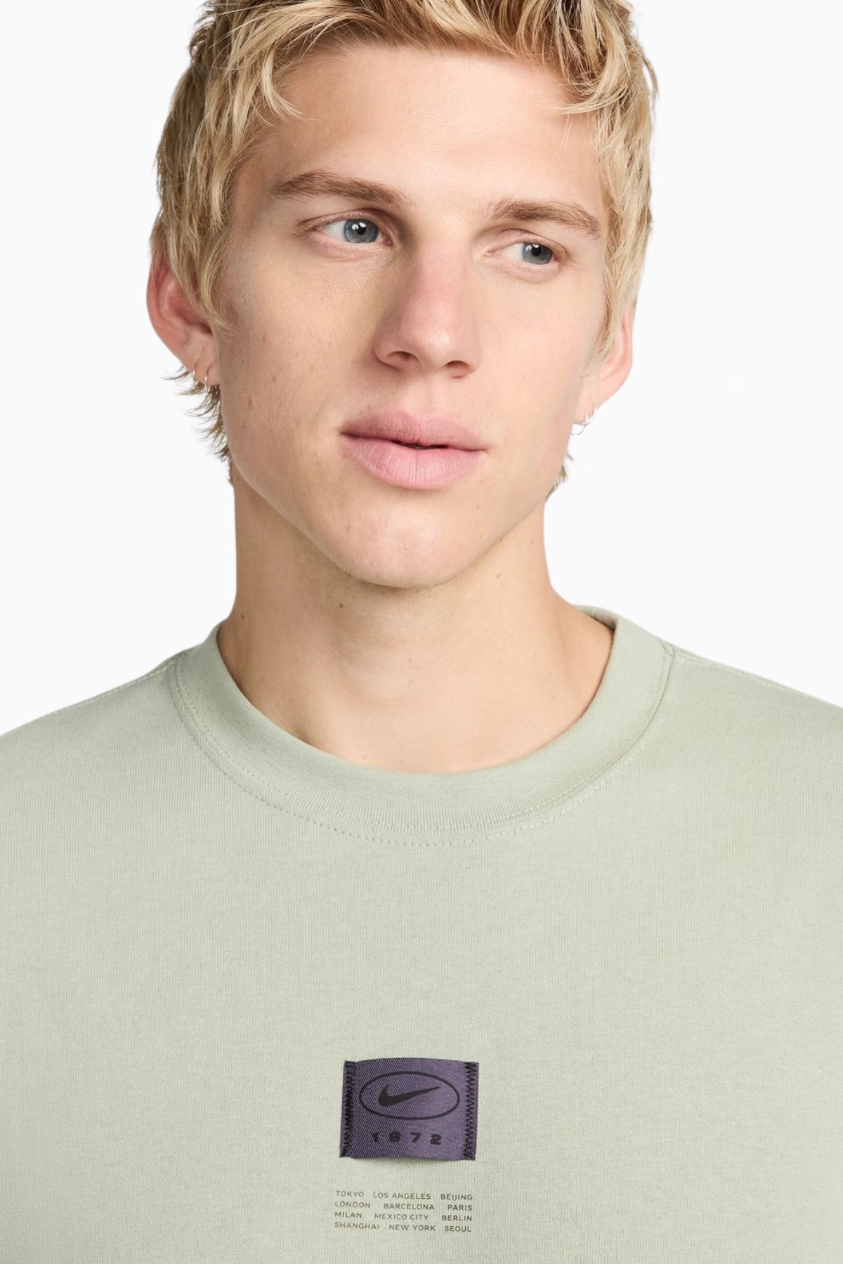 Футболка чоловіча Nike Sportswear Max90 Tee Olive FZ5392-370