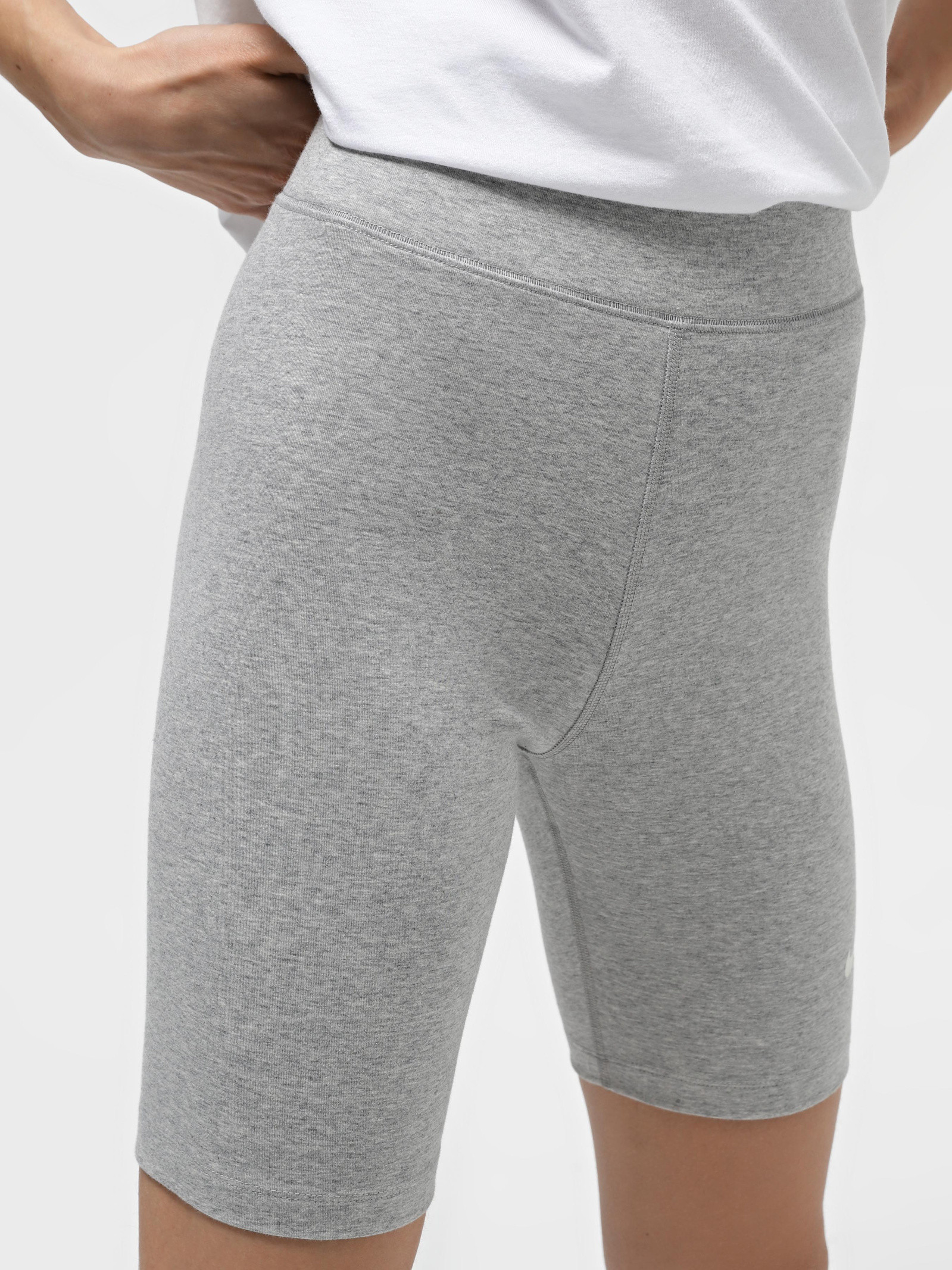 Шорти жіночі Nike Sportswear Classics High-Waisted 8 Biker Shorts Grey DV7797-063