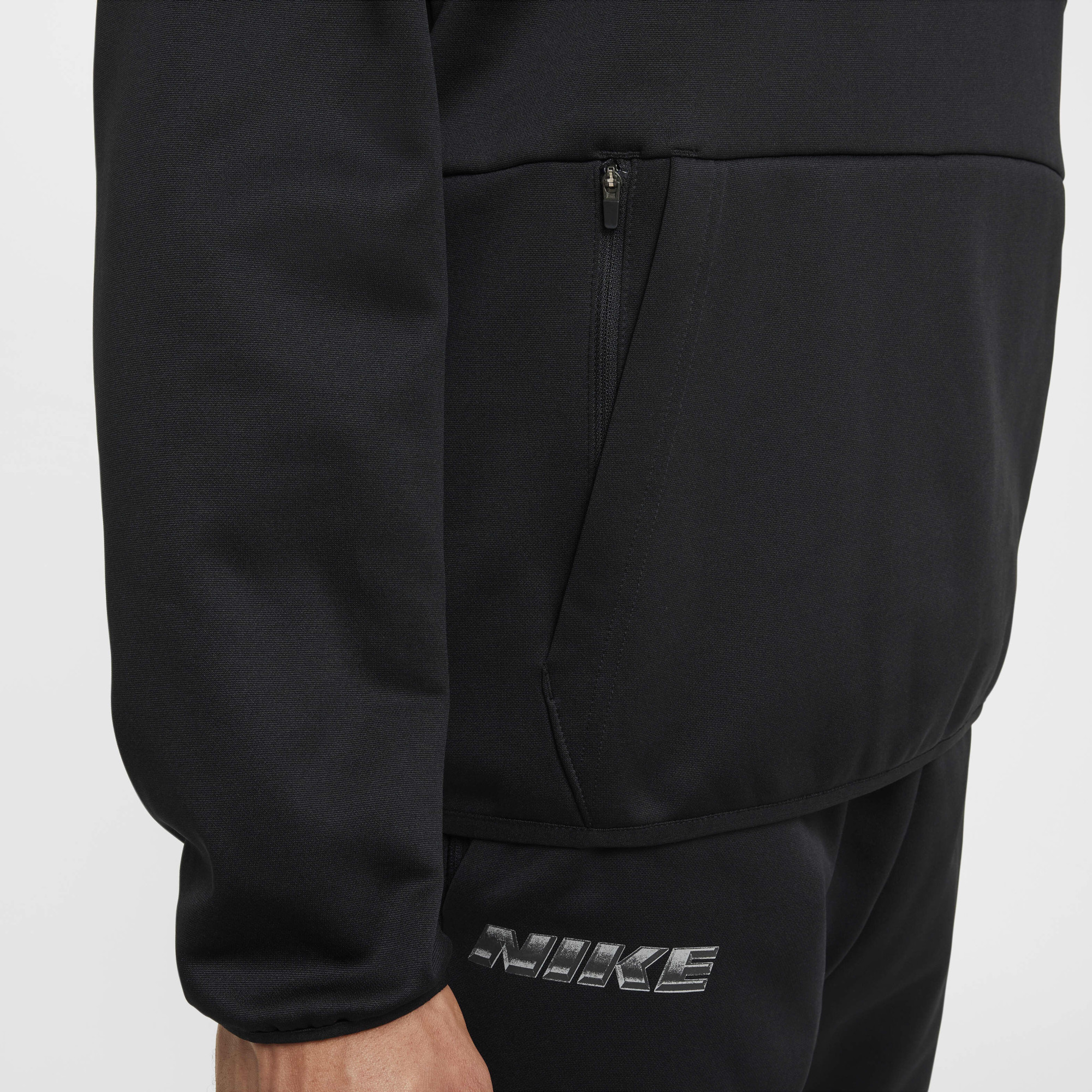 Худі чоловіче Nike Gfx Po Black FZ1060-010