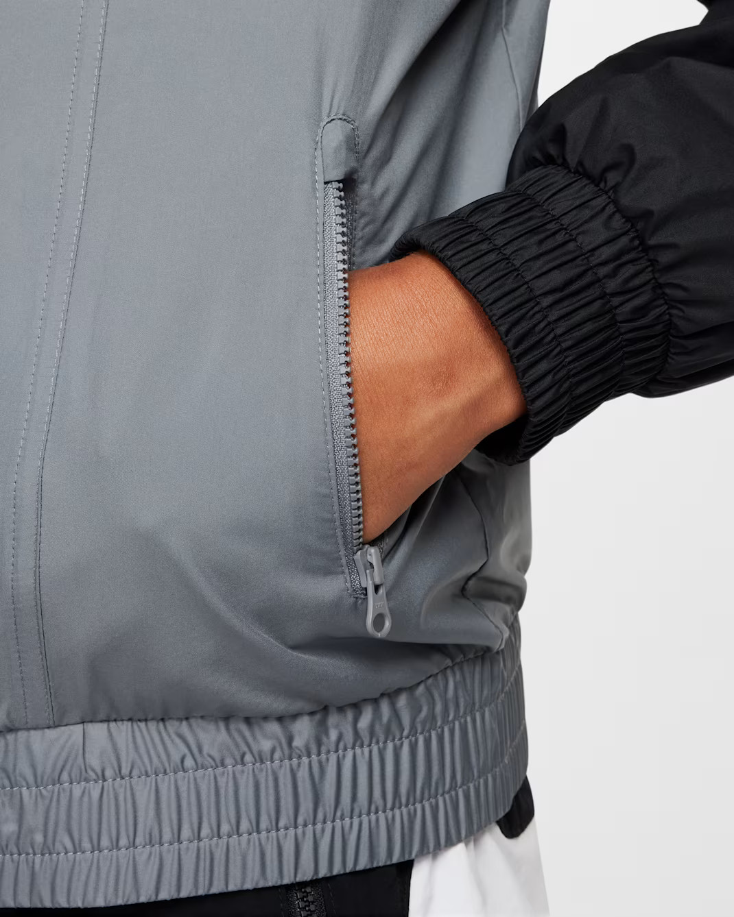 Вітровка FZ5516-100 Nike FZ5516-100