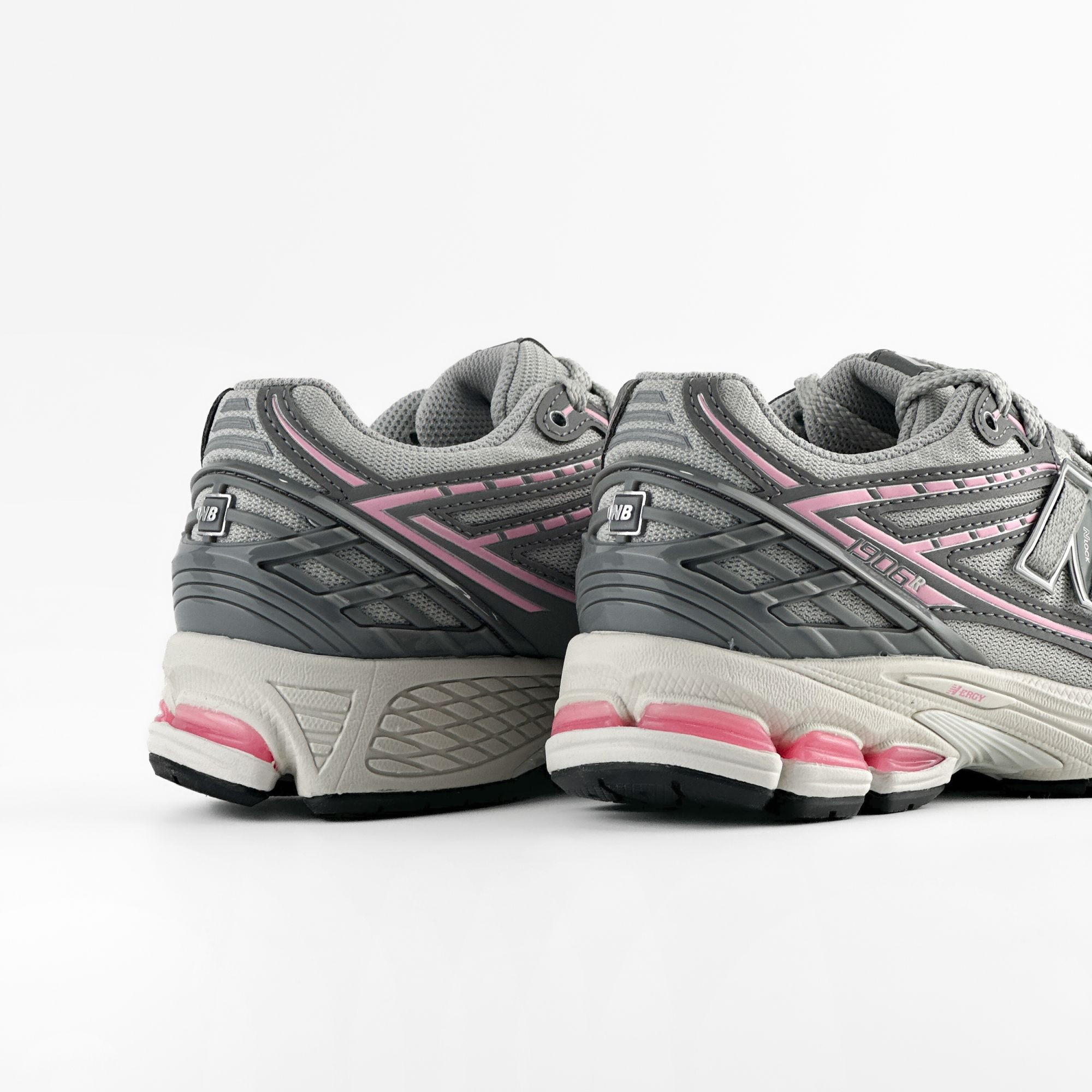 Кросівки New Balance 1906R Grey Pink M1906RZP