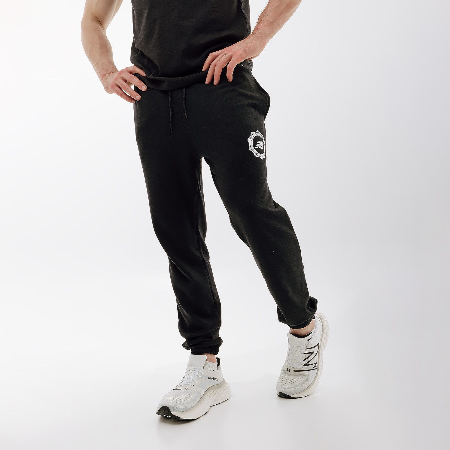 Штани New Balance Sport Seasonal MP31902BK