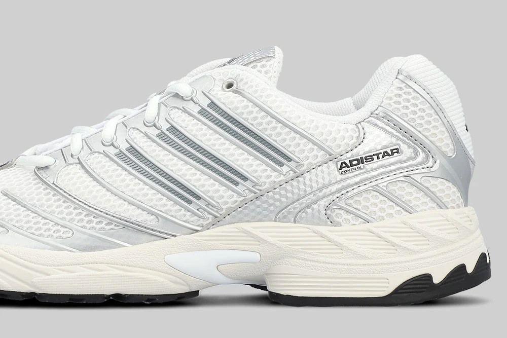 Кросівки Adidas ADISTAR CONTROL 3 HQ2721