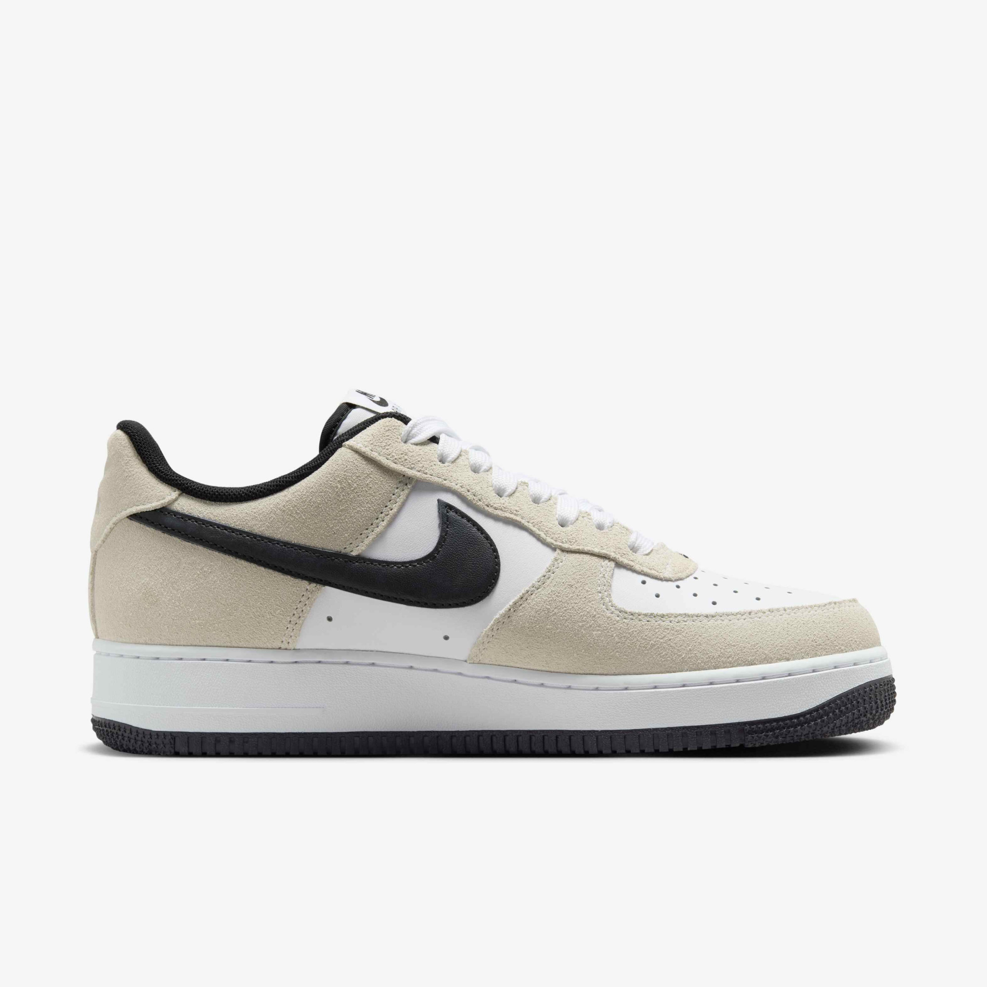 Кросівки чоловічі Nike Air Force 1 07 Lv8 White/Beige IB6388-100 42 IB6388-100