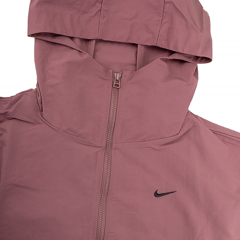 Куртка Nike W TREND WVN JKT FN3669-208