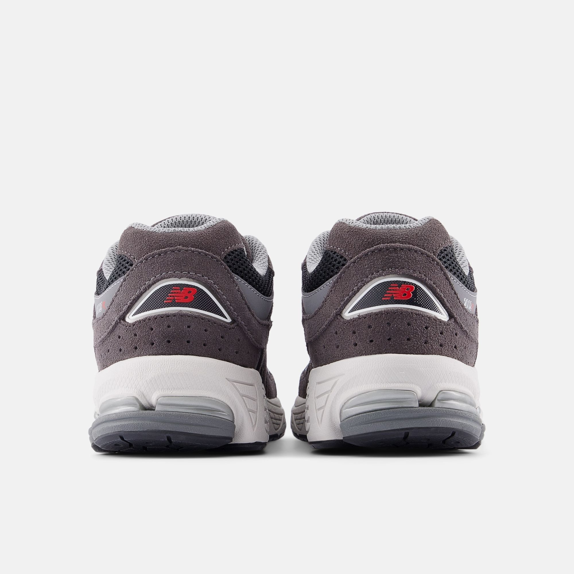 Кросівки New Balance 2002R GC2002RA