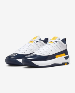 Кросівки Jordan MAX AURA 7 HQ2091-102