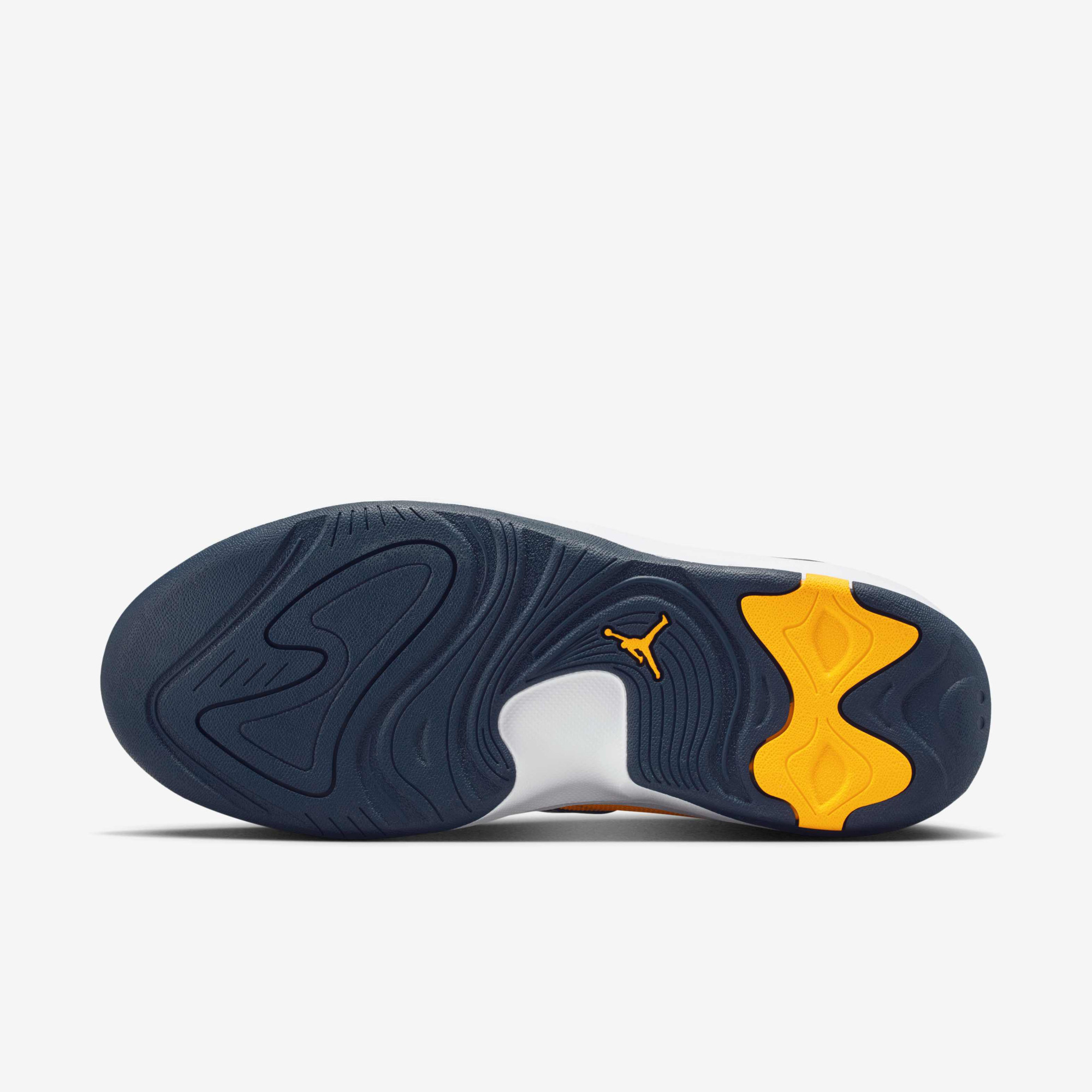 Кросівки Jordan MAX AURA 7 HQ2091-102