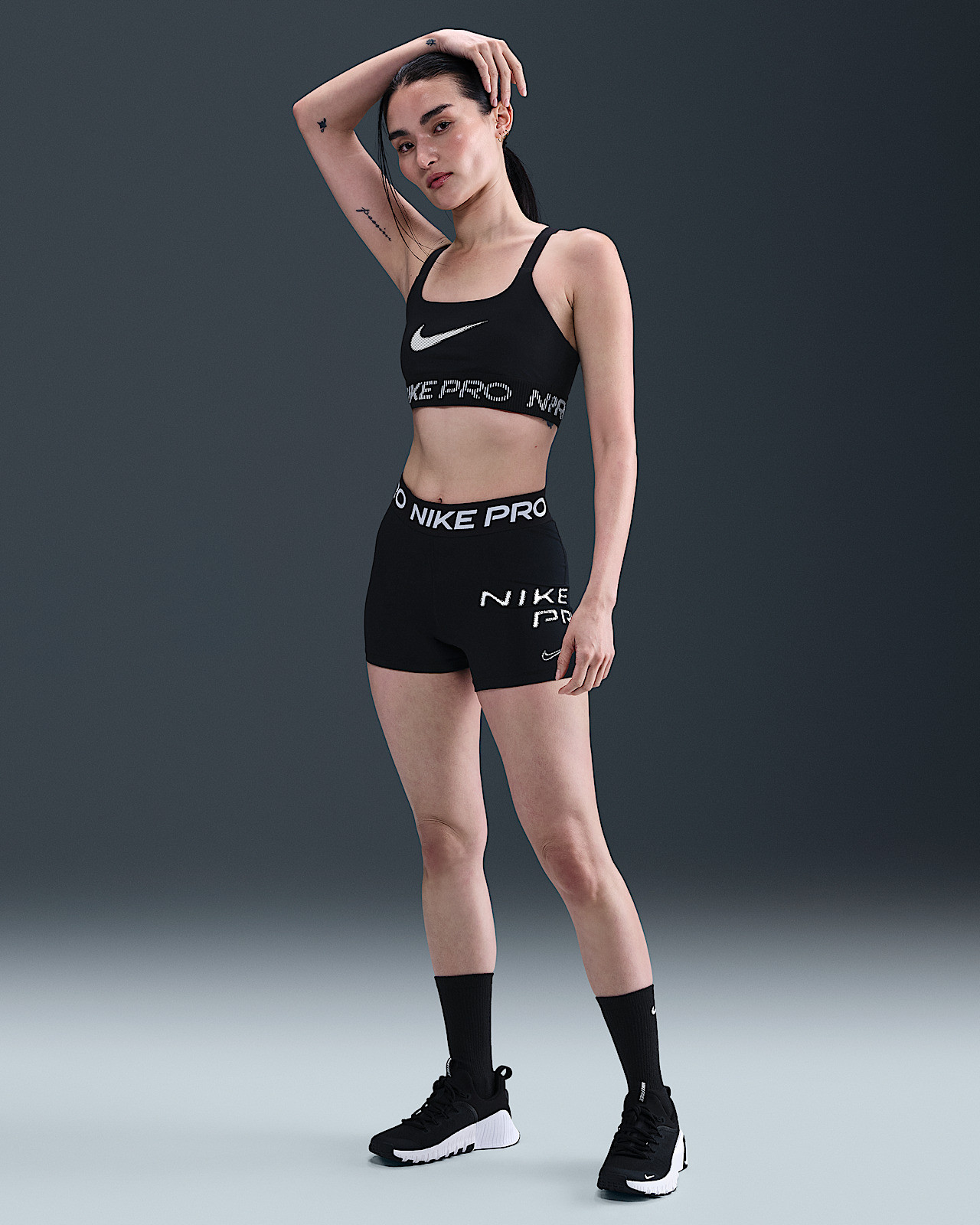 Топ жіночий Nike Pro Black IF3973-010