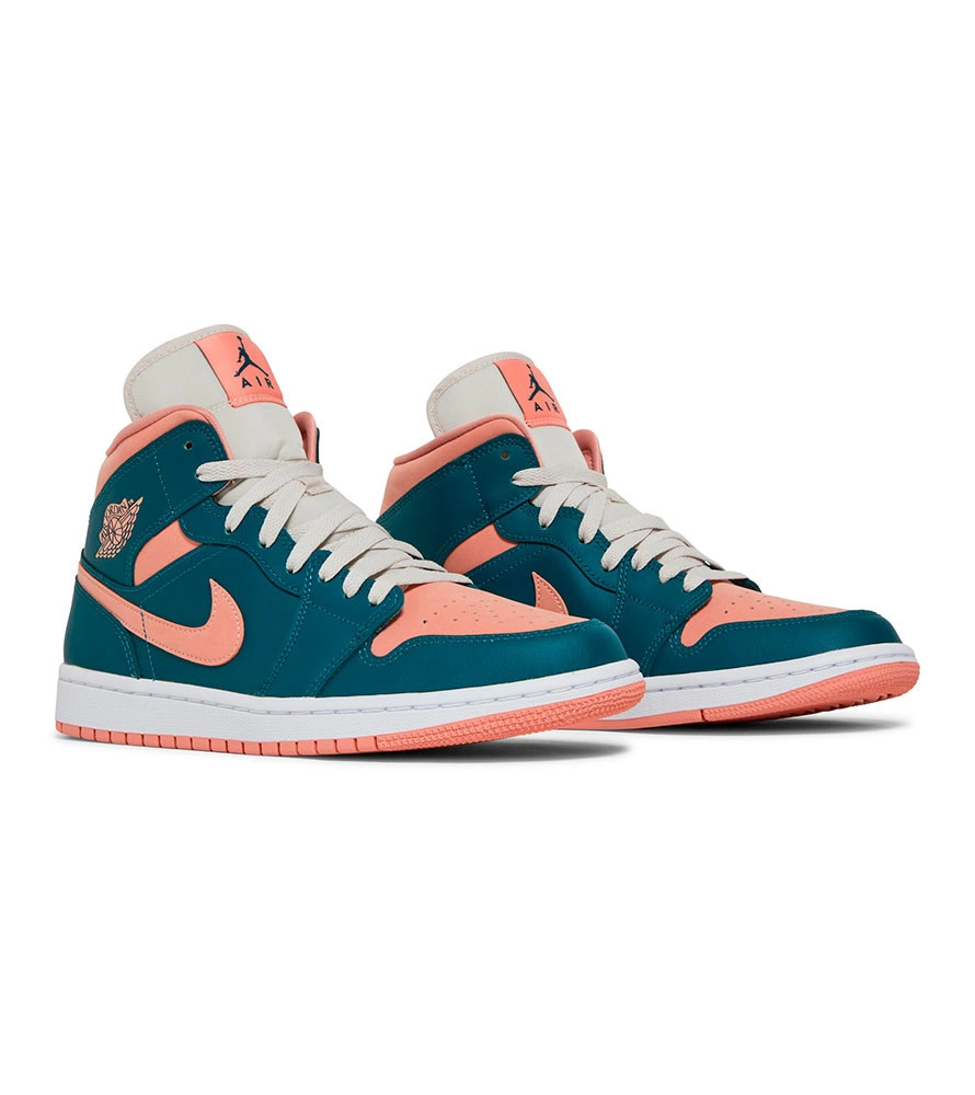 Кросівки JORDAN WMNS AIR 1 MID BQ6472-308