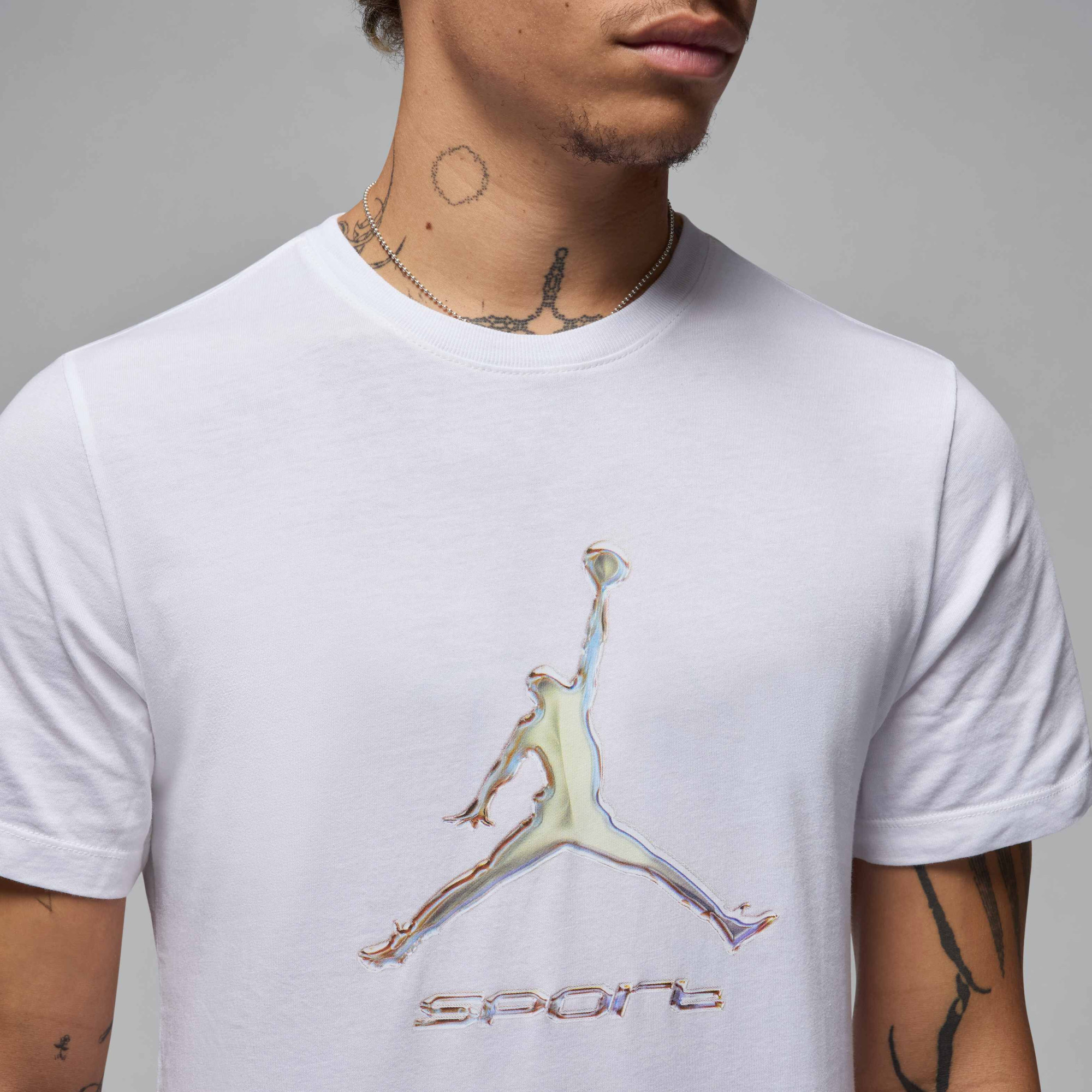 Футболка чоловіча Air Jordan Sprt Dri-Fit Gfx Ss Crew White HQ7984-100