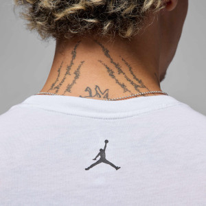 Футболка чоловіча Air Jordan Sprt Dri-Fit Gfx Ss Crew White HQ7984-100