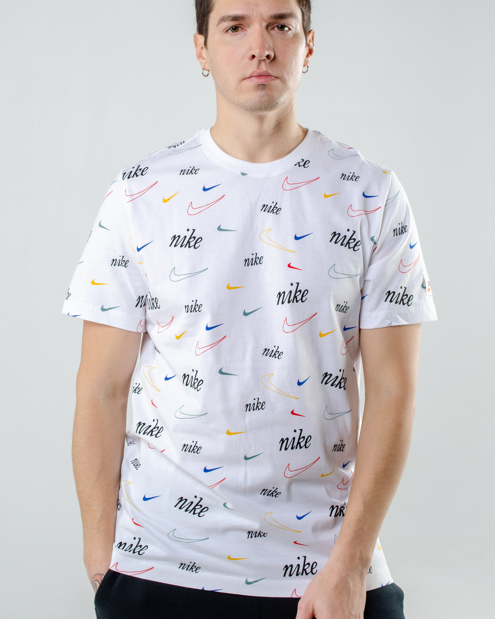 Футболка Nike M NSW TEE SWOOSH 50 AOP DJ1391-100
