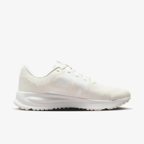 Кросівки W NIKE RUN DEFY HM9593-107 Nike 7 (38) Кремовий HM9593-107
