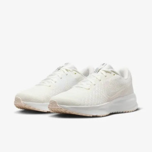 Кросівки W NIKE RUN DEFY HM9593-107 Nike 7 (38) Кремовий HM9593-107