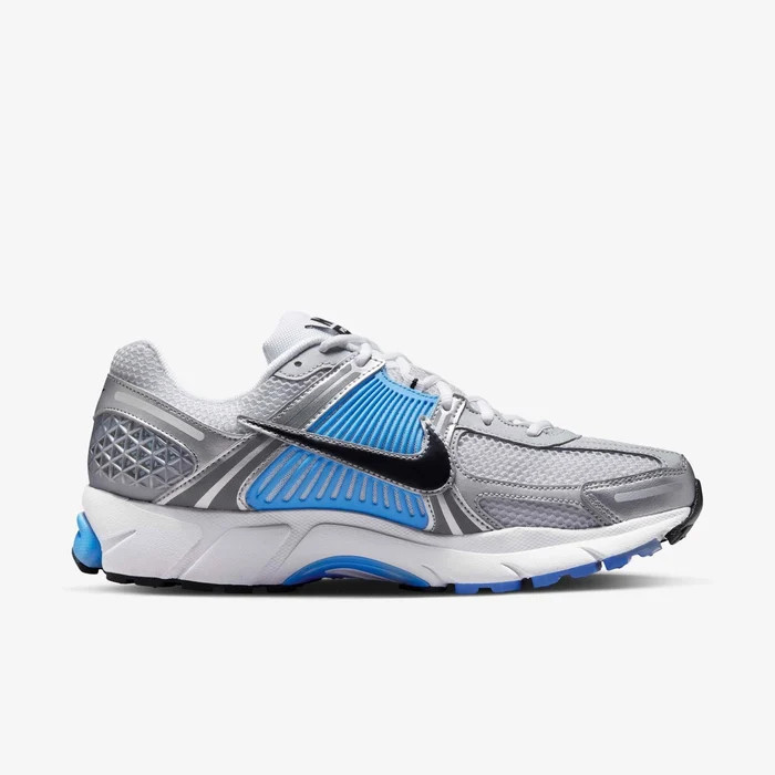Кросівки Nike ZOOM VOMERO 5 FJ4151-101