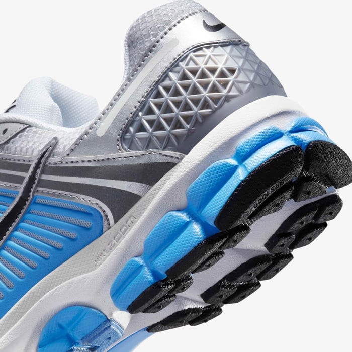 Кросівки Nike ZOOM VOMERO 5 FJ4151-101