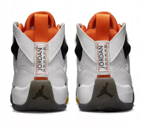 Кросівки Jordan Jumptwo Trey Gs DQ8431-108