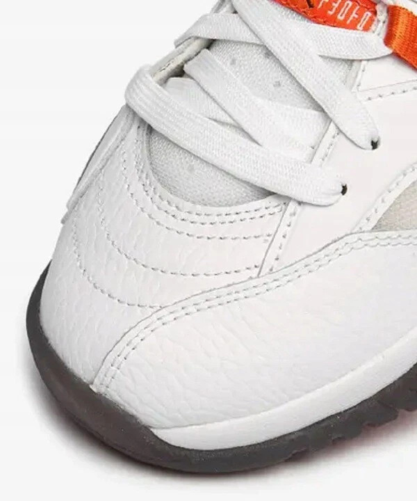 Кросівки Jordan Jumptwo Trey Gs DQ8431-108