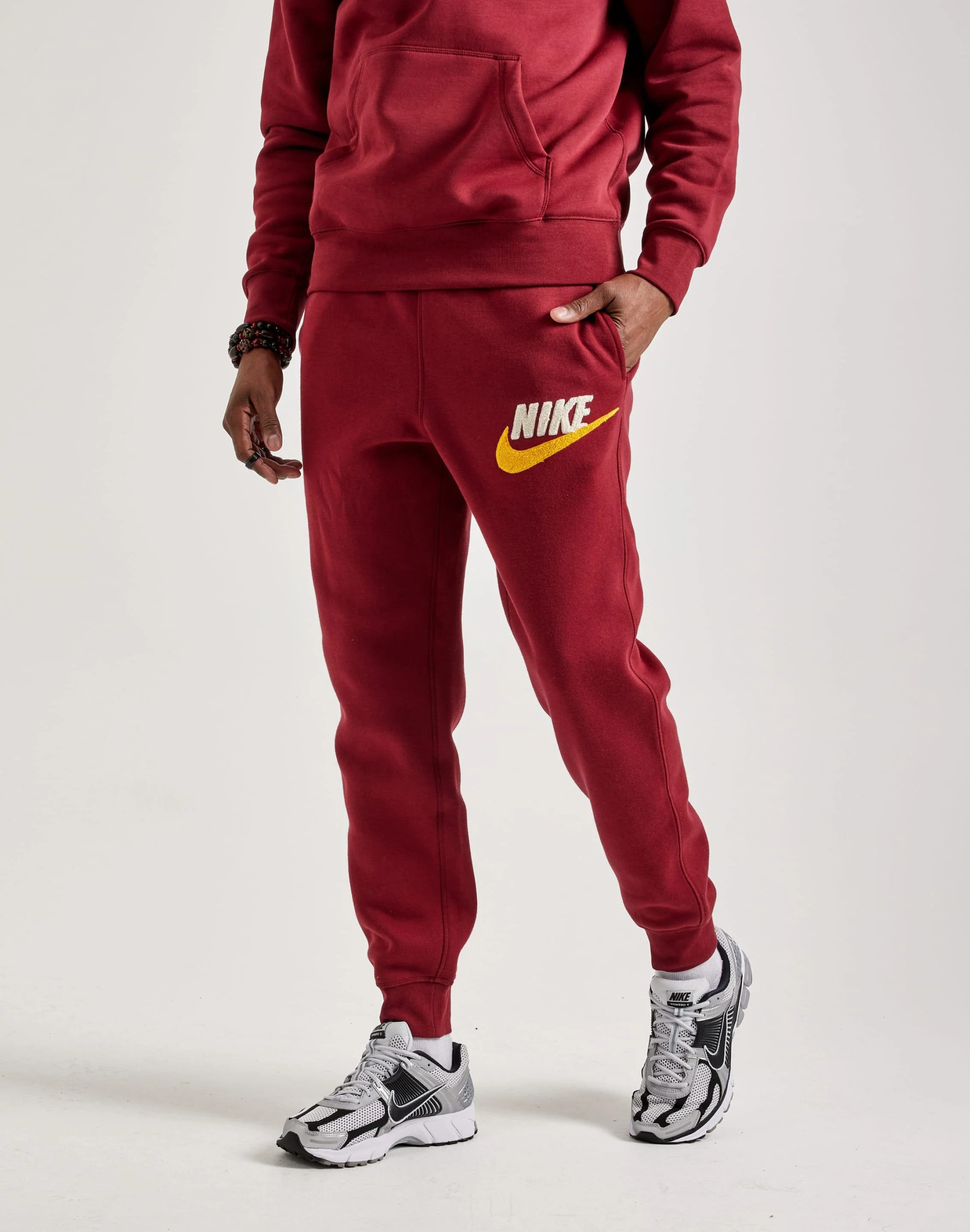 Штани NIKE CLUB JOGGER FUTURA BB FN3094-677