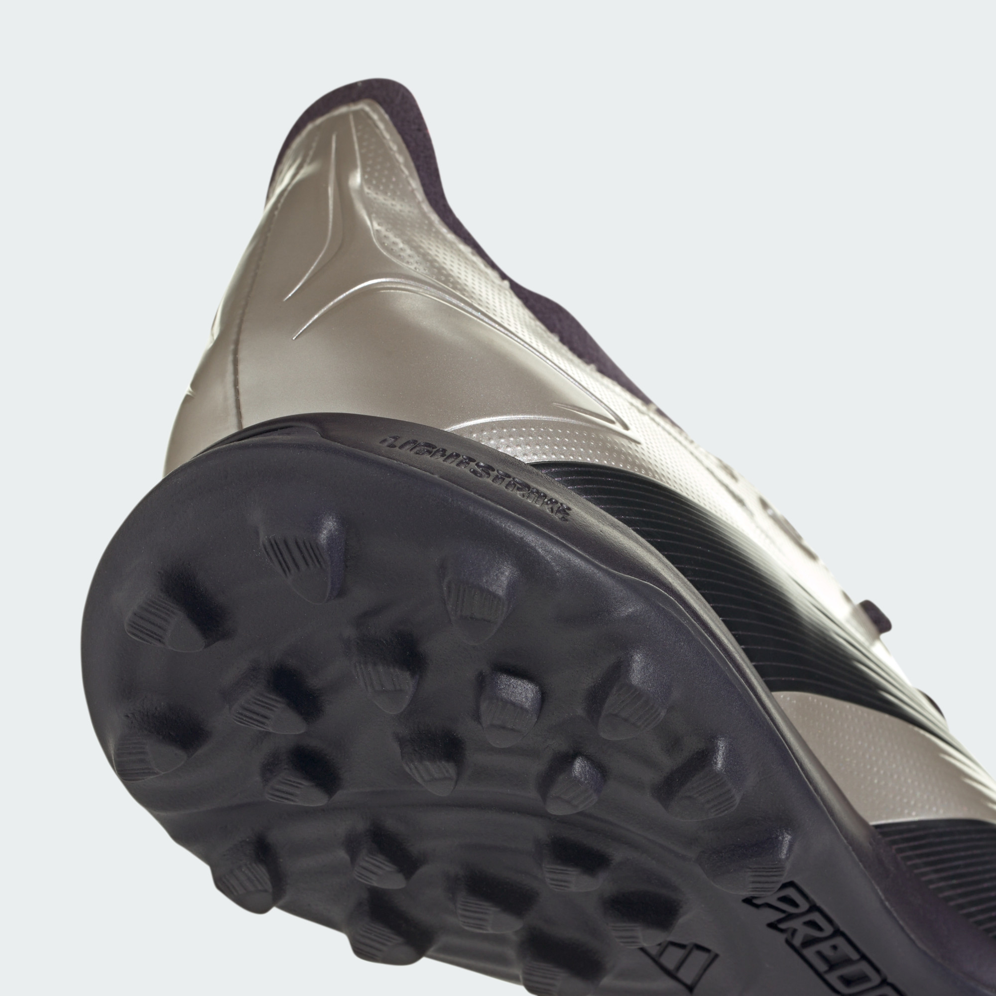 Сороконіжки adidas Predator League TF IF6376