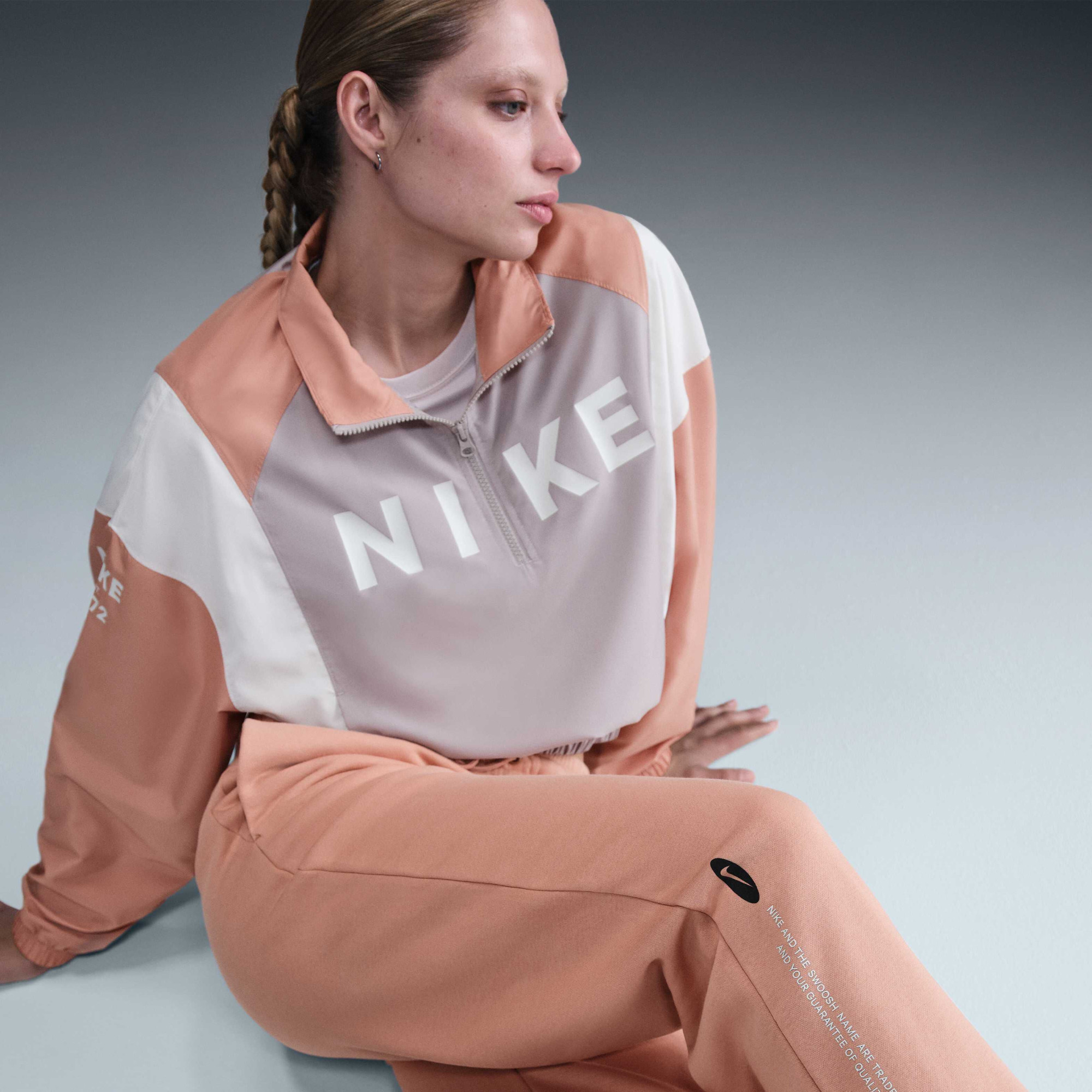 Штани жіночі Nike W Nsw Classic+ Wide Leg Spd Peach IH8482-688