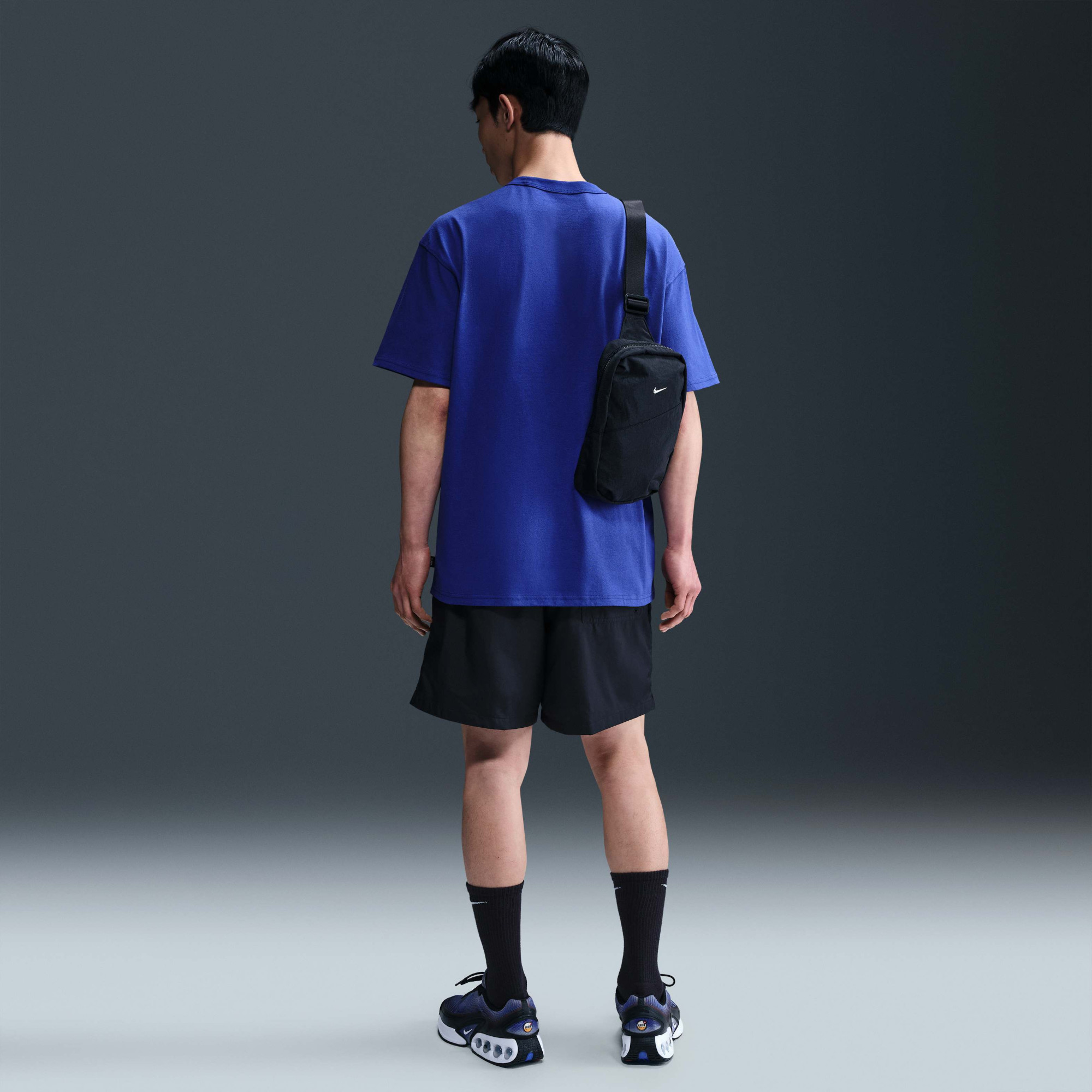 Футболка чоловіча Nike Sportswear Premium Essential Blue DO7392-539