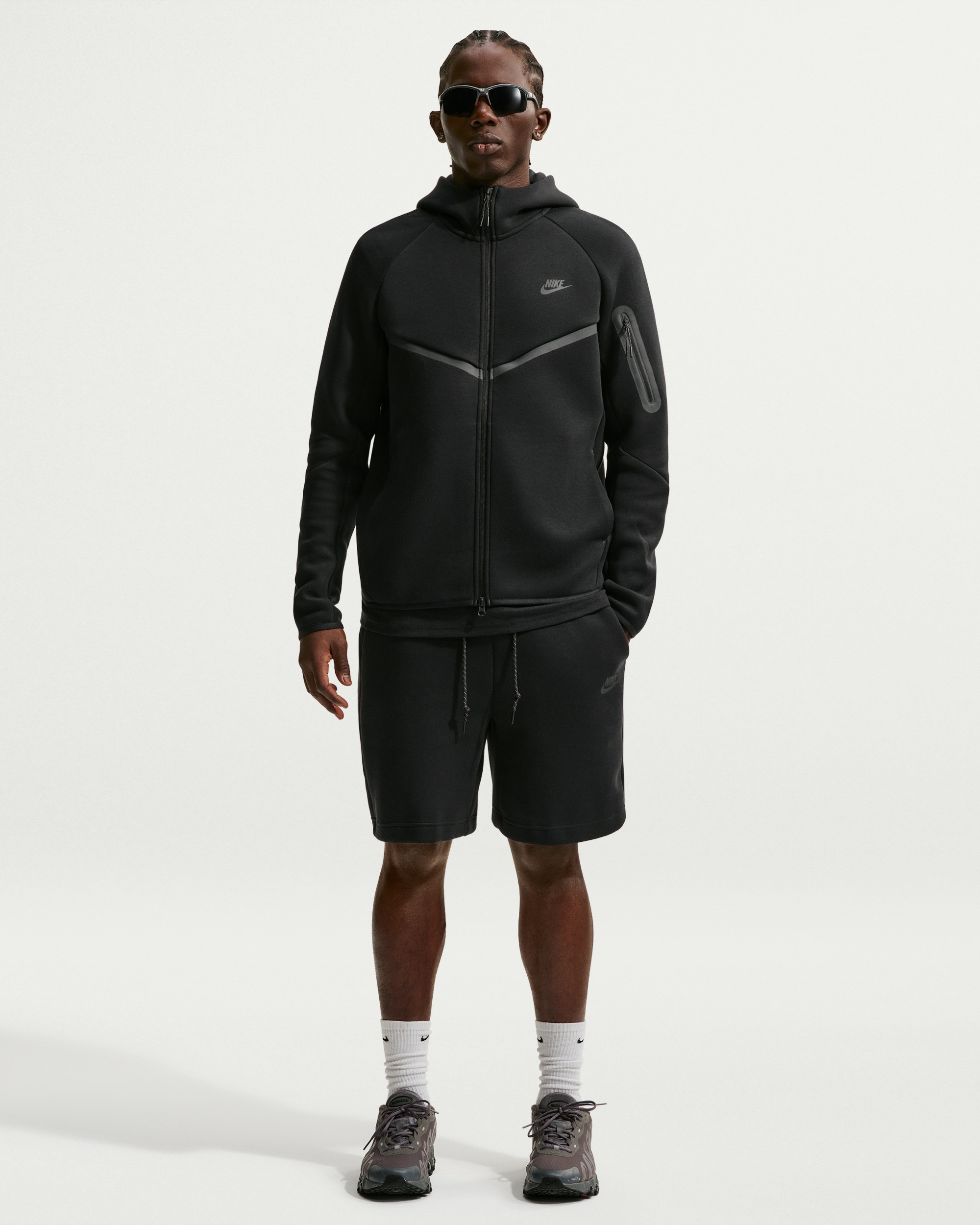 Шорти Nike M TECH FLC SHORT IM0693-010