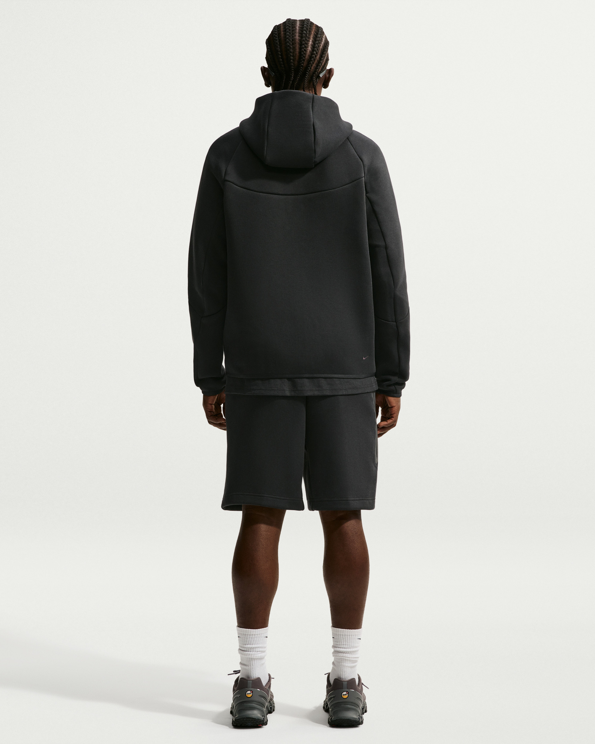 Шорти Nike M TECH FLC SHORT IM0693-010