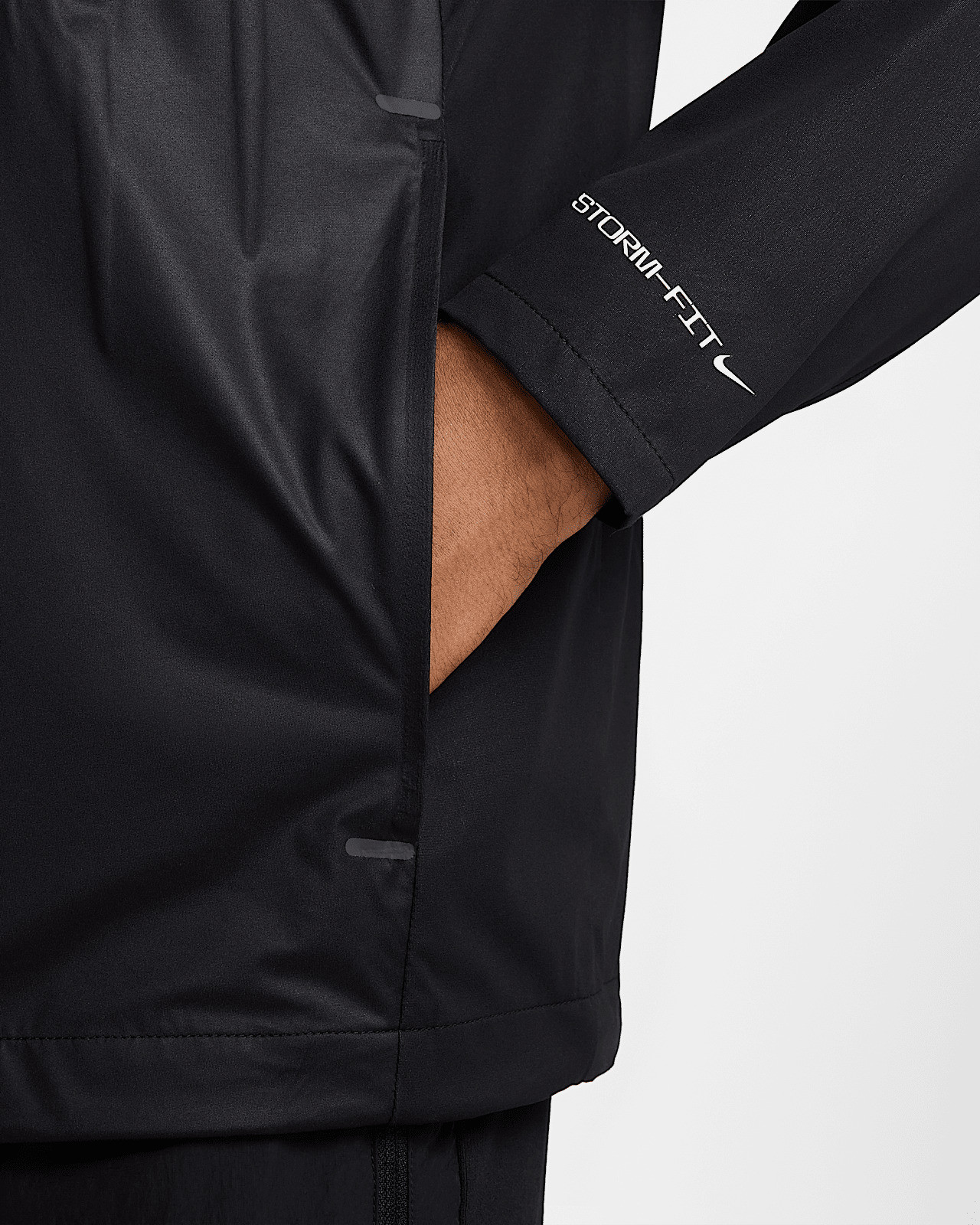 Вітровка чоловіча Nike Sfadv Aerosfivt Black FZ9039-010