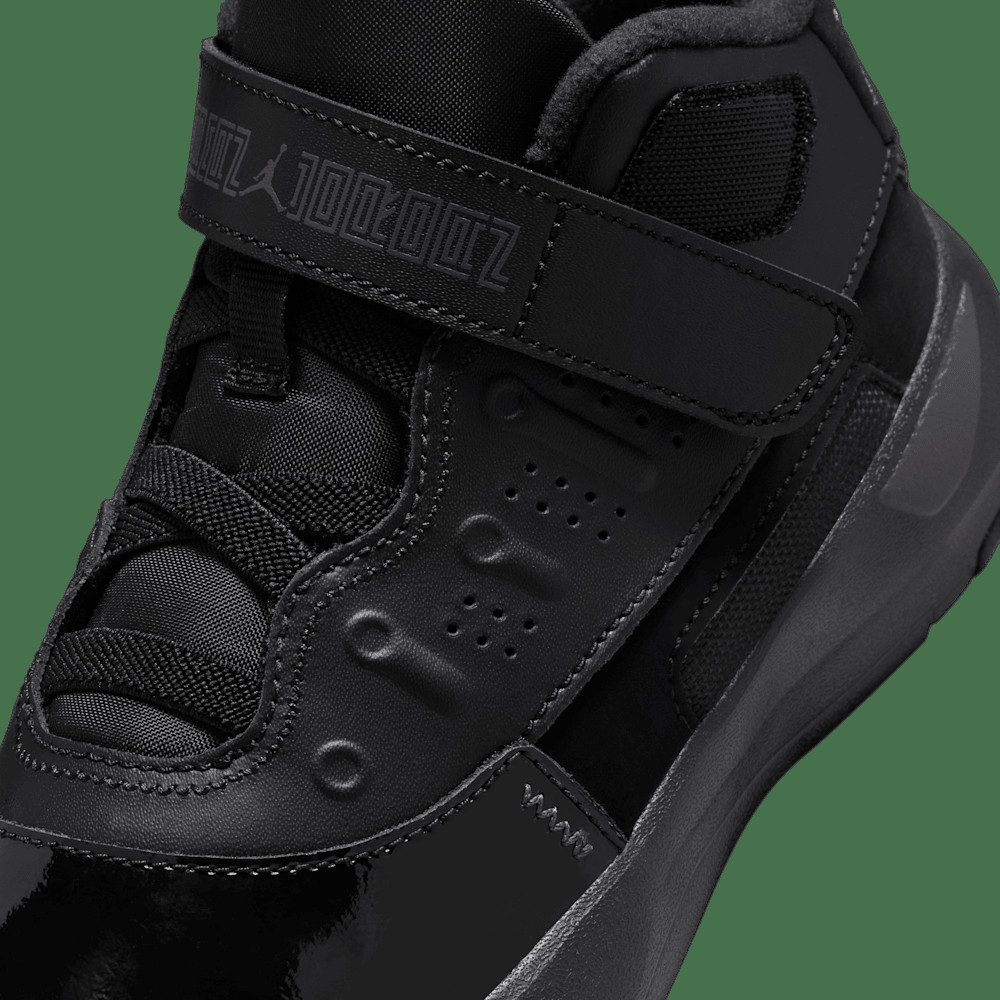 Кросівки HQ2090-001 Jordan HQ2090-001