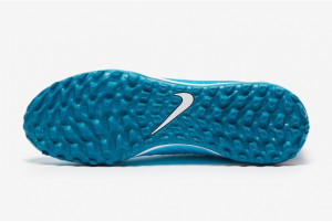 Сороконіжки Nike PHANTOM LUNA II ACADEMY TF FJ2566-400