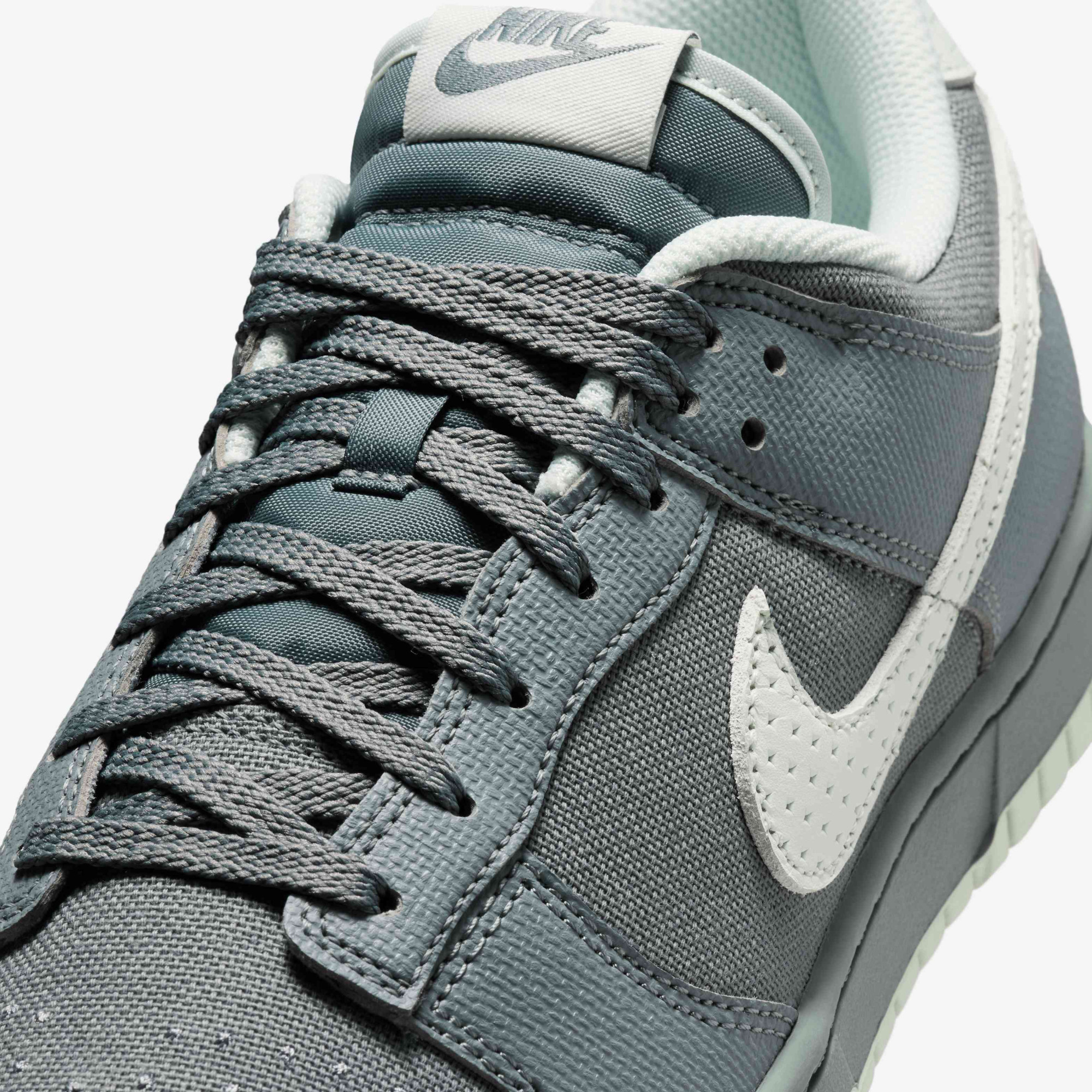 Кросівки Nike DU LOW RETRO IH1940-001