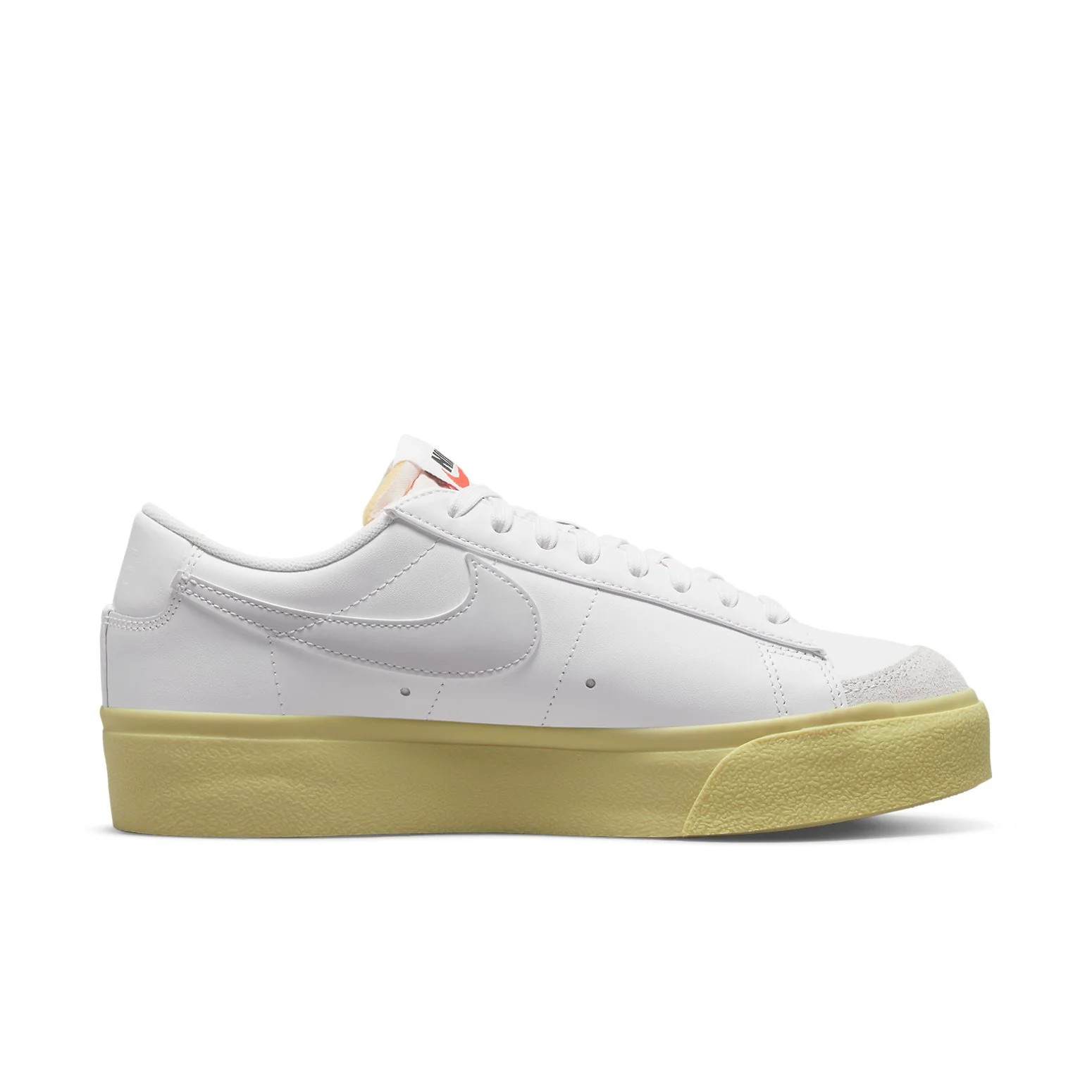 Кросівки Nike Blazer Low Platform DJ0292-109