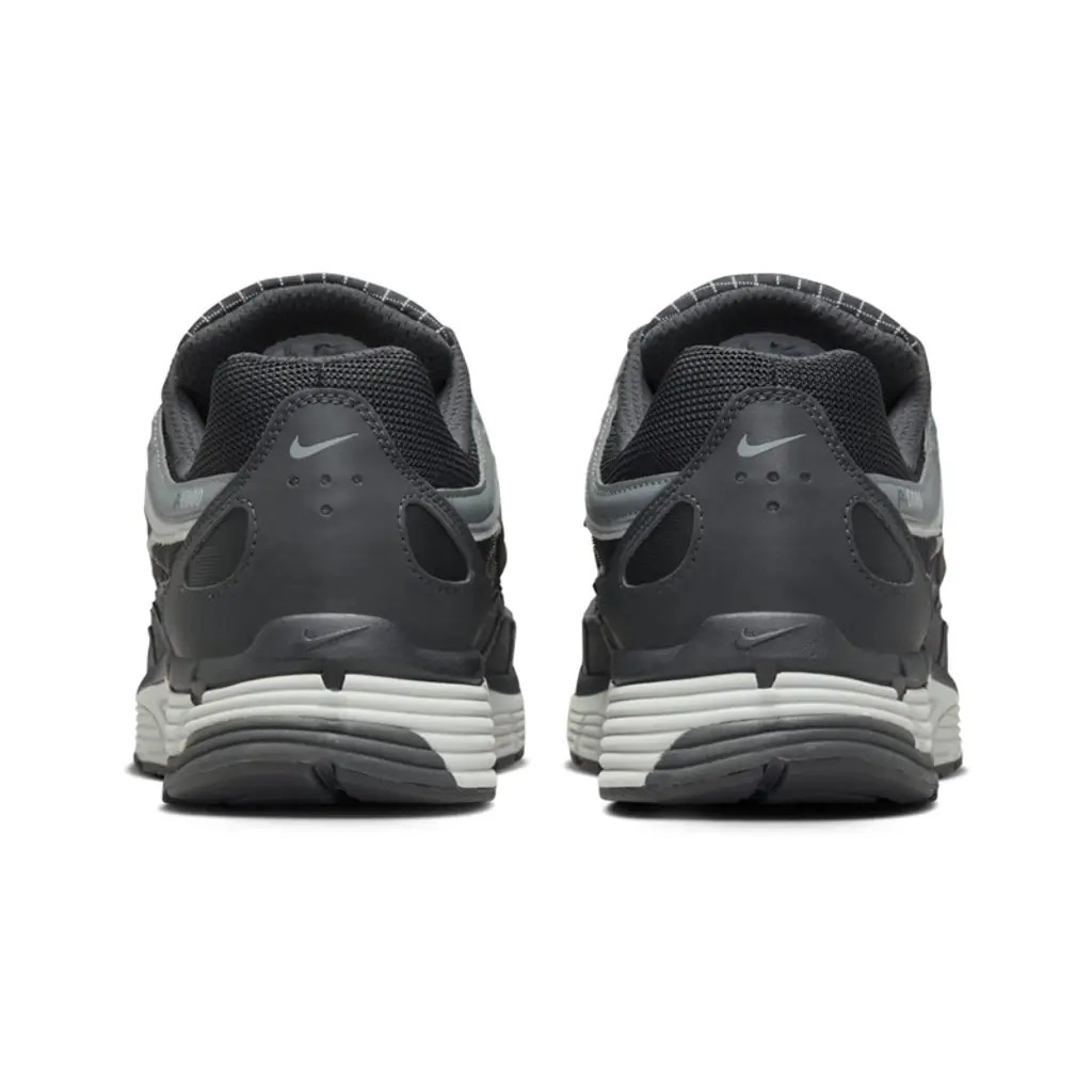 Кросівки Nike P-6000 HQ3818-001
