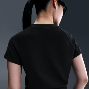 Футболка жіноча Nike W Black HM6970-010